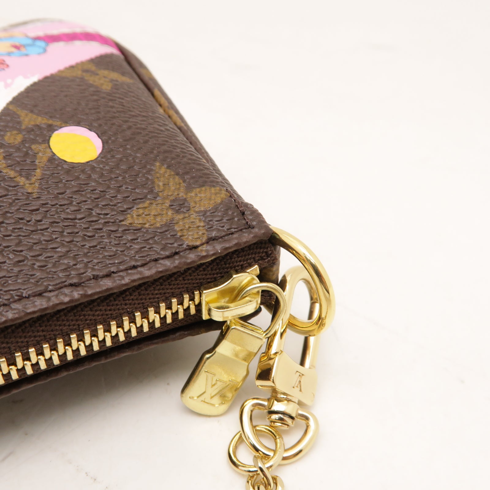 LOUIS VUITTON Monogram Mini Pochette Accessoires金扣鏈帶手挽袋啡色