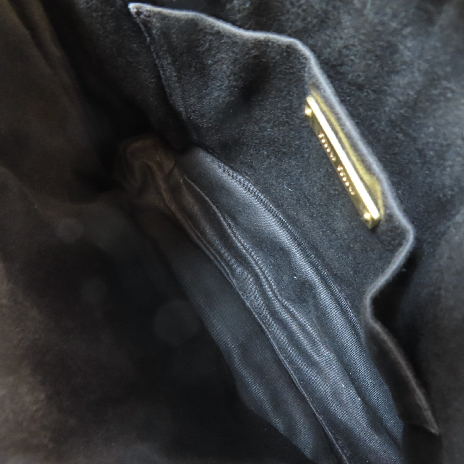Miu Miu 牛皮皮革Shoulder Bag金扣肩背袋灰色
