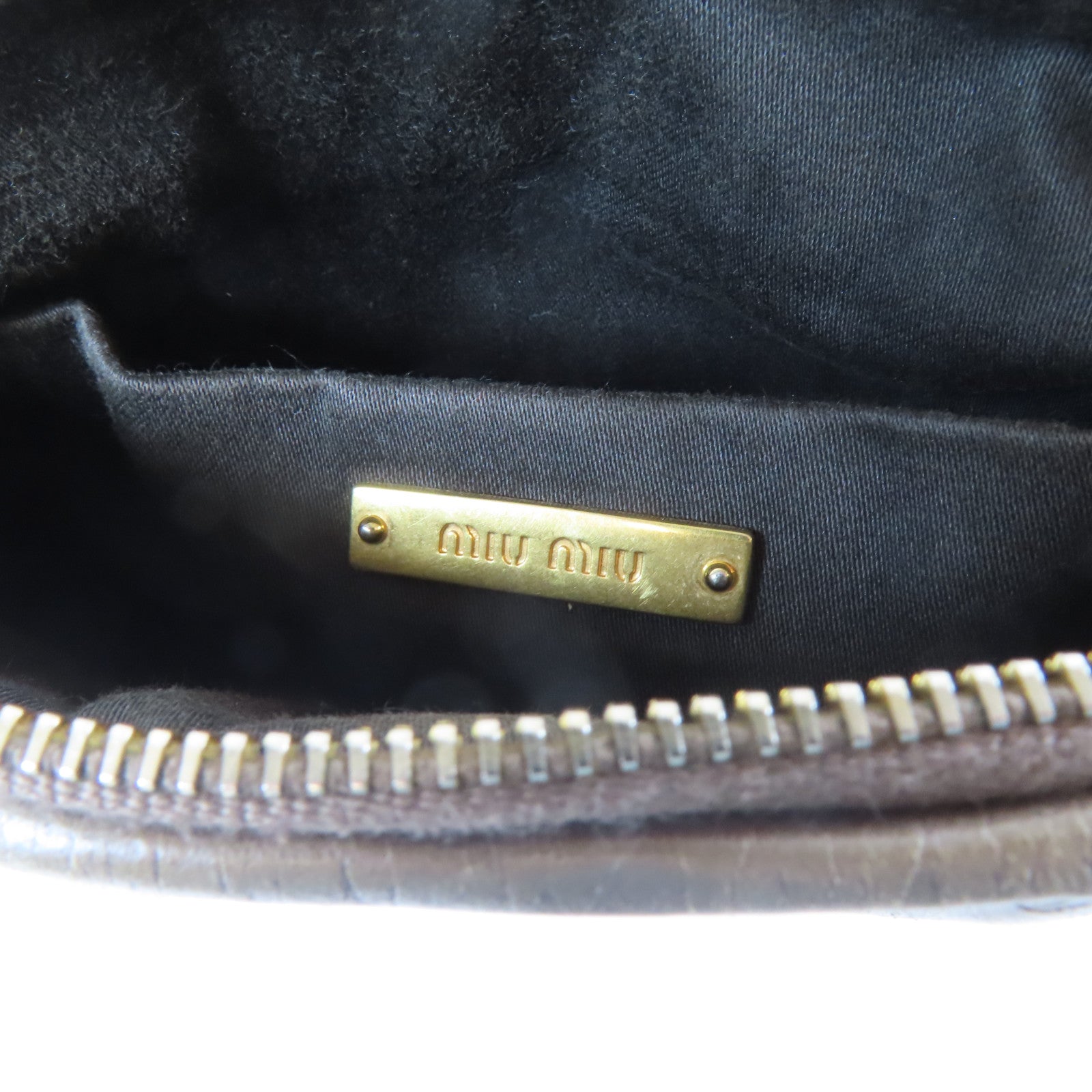 Miu Miu 牛皮皮革Shoulder Bag金扣肩背袋灰色