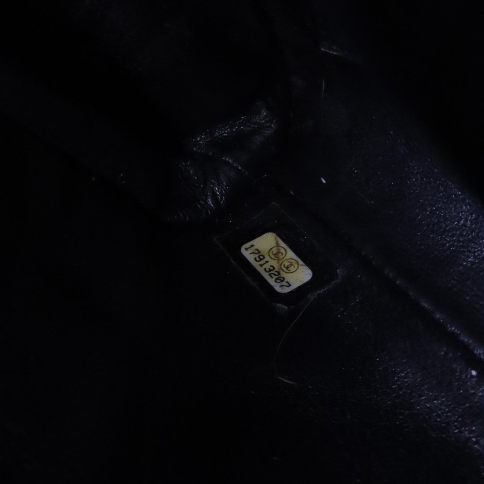 CHANEL 菱格Caviar皮革Timeless Chain Shoulder Bag銀扣鏈帶肩背袋黑色