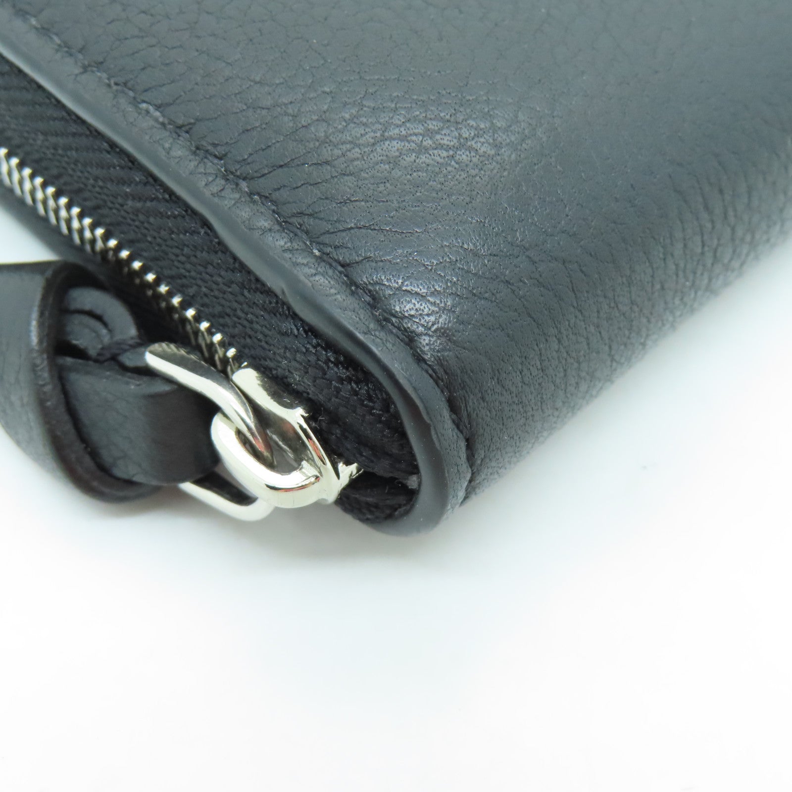 LOUIS VUITTON Leather Lockme Coin Case Silver Buckle Wallet Black
