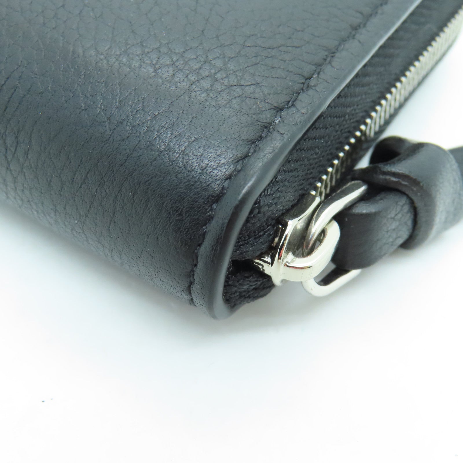LOUIS VUITTON Leather Lockme Coin Case Silver Buckle Wallet Black