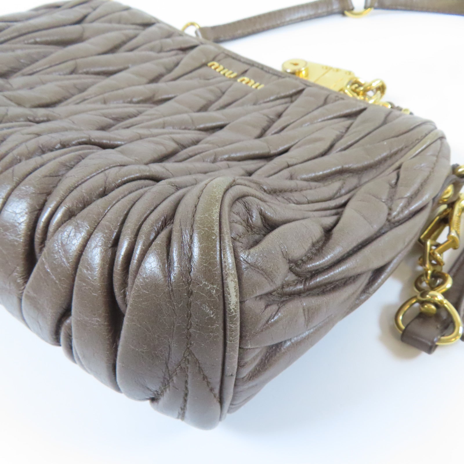 Miu Miu 牛皮皮革Shoulder Bag金扣肩背袋灰色