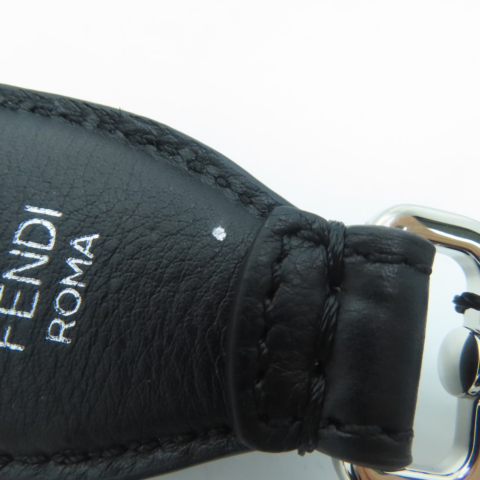 FENDI [sharp discount] cowhide leather Shoulder Strap silver buckle shoulder strap black
