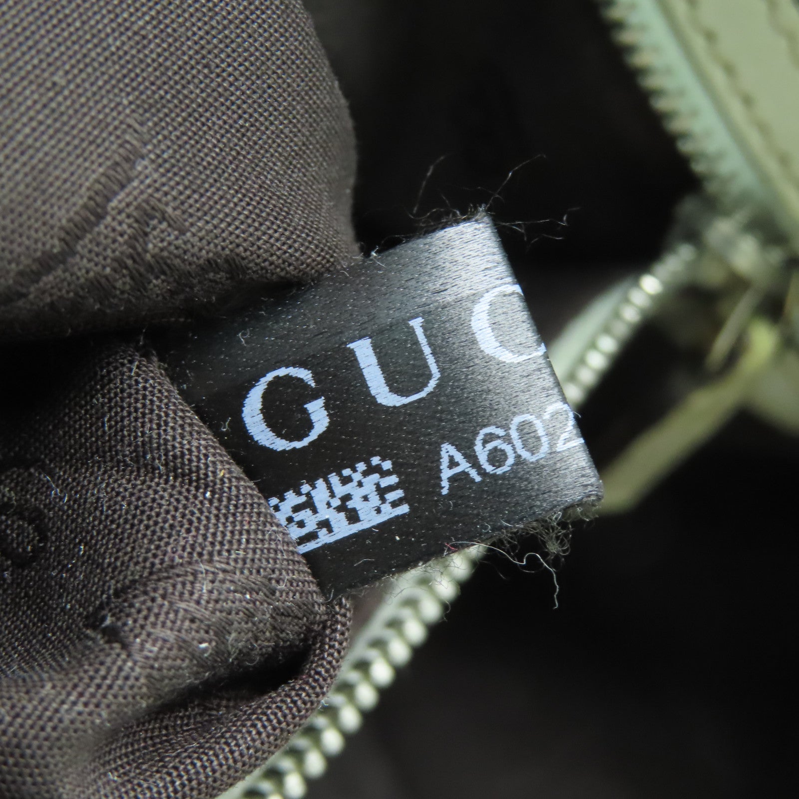 GUCCI 帆布/皮革Shoulder Bag金扣/銀扣肩背袋啡色/白色