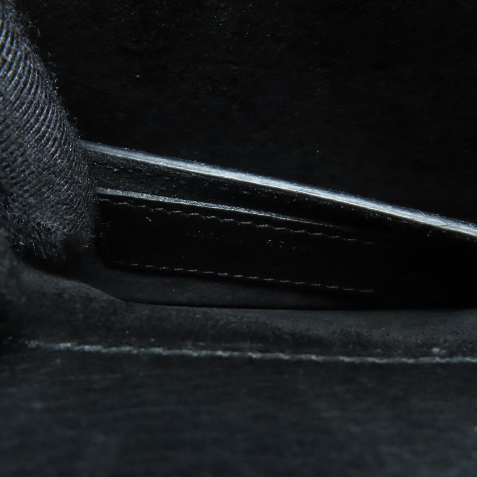 SAINT LAURENT 牛皮皮革Chain Shoulder Bag銀扣鏈帶肩背袋黑色