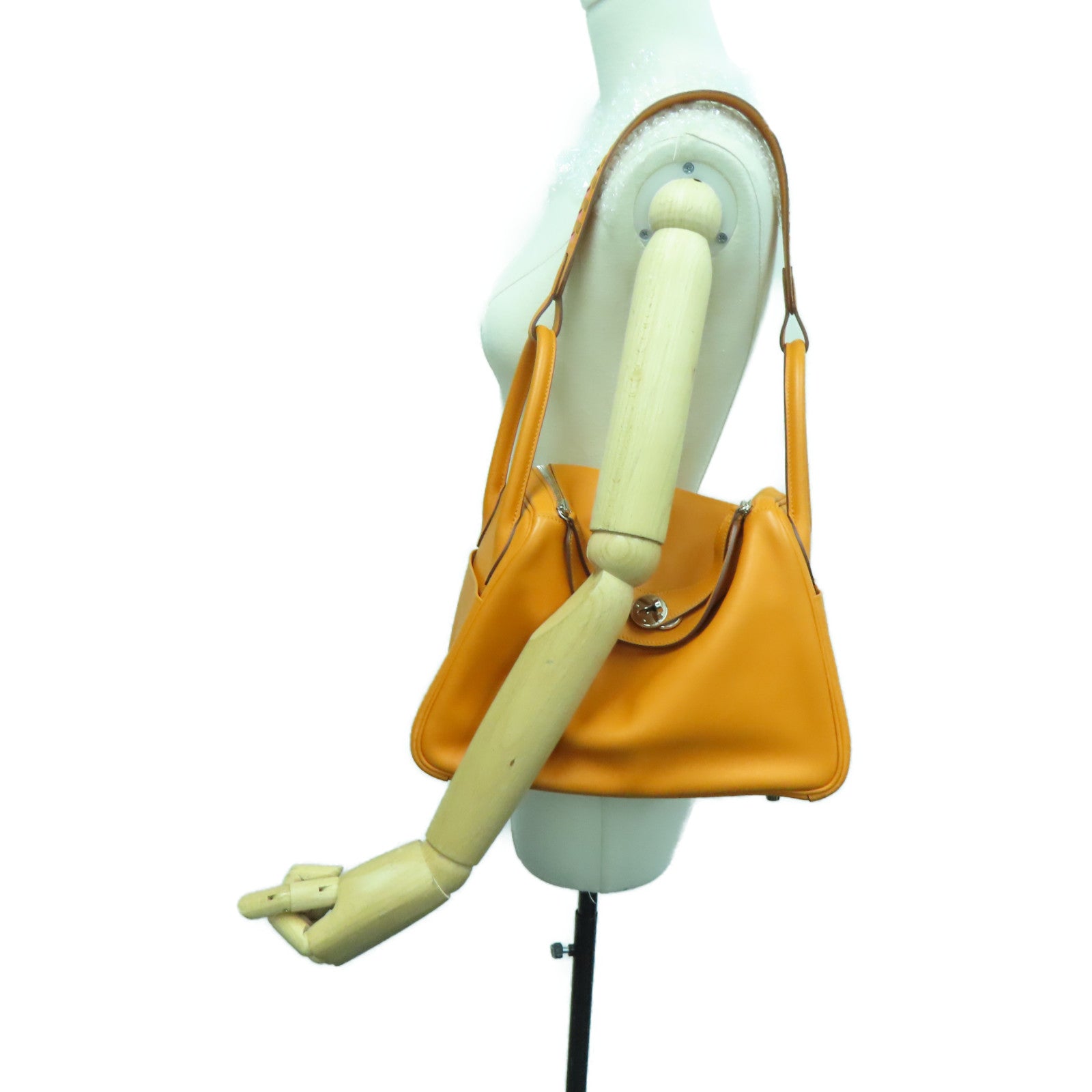 HERMES Swift皮革Lindy 30銀扣肩背袋Abricot橙色