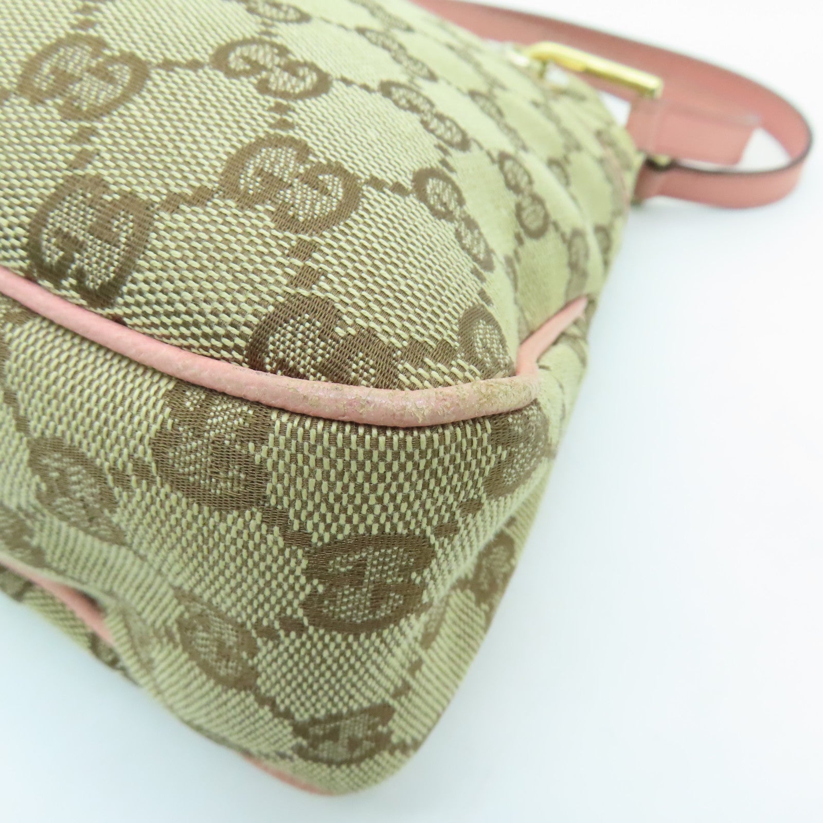 GUCCI Canvas Shoulder Bag Brown/Pink with Gold Buckle