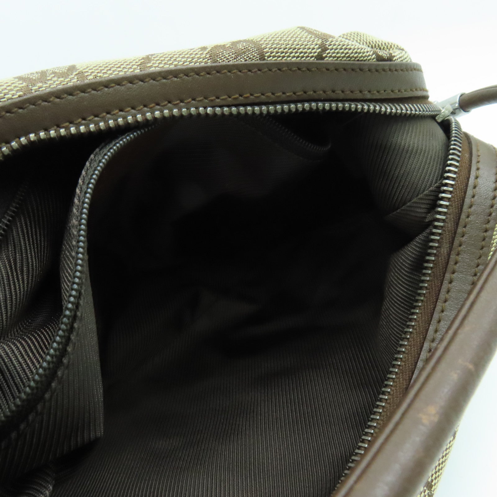 GUCCI 帆布Shoulder Bag銀扣手挽袋/肩背袋啡色