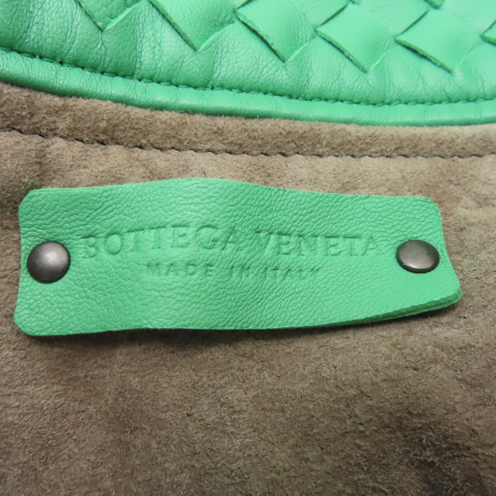 BOTTEGA VENETA 羊皮皮革Shoulder Bag黑扣肩背袋綠色