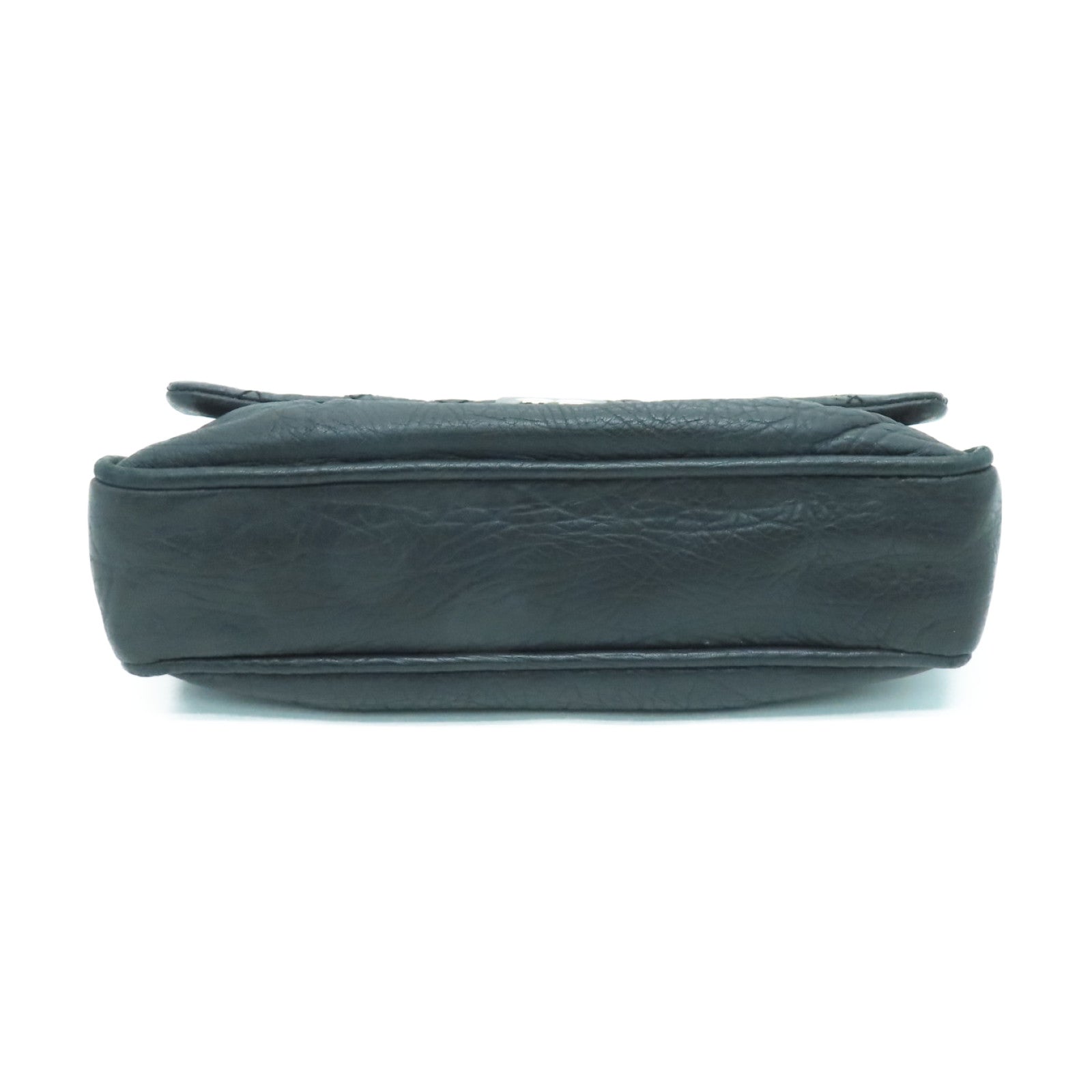 CHANEL 菱格牛皮皮革Shoulder Bag银扣肩背袋黑色