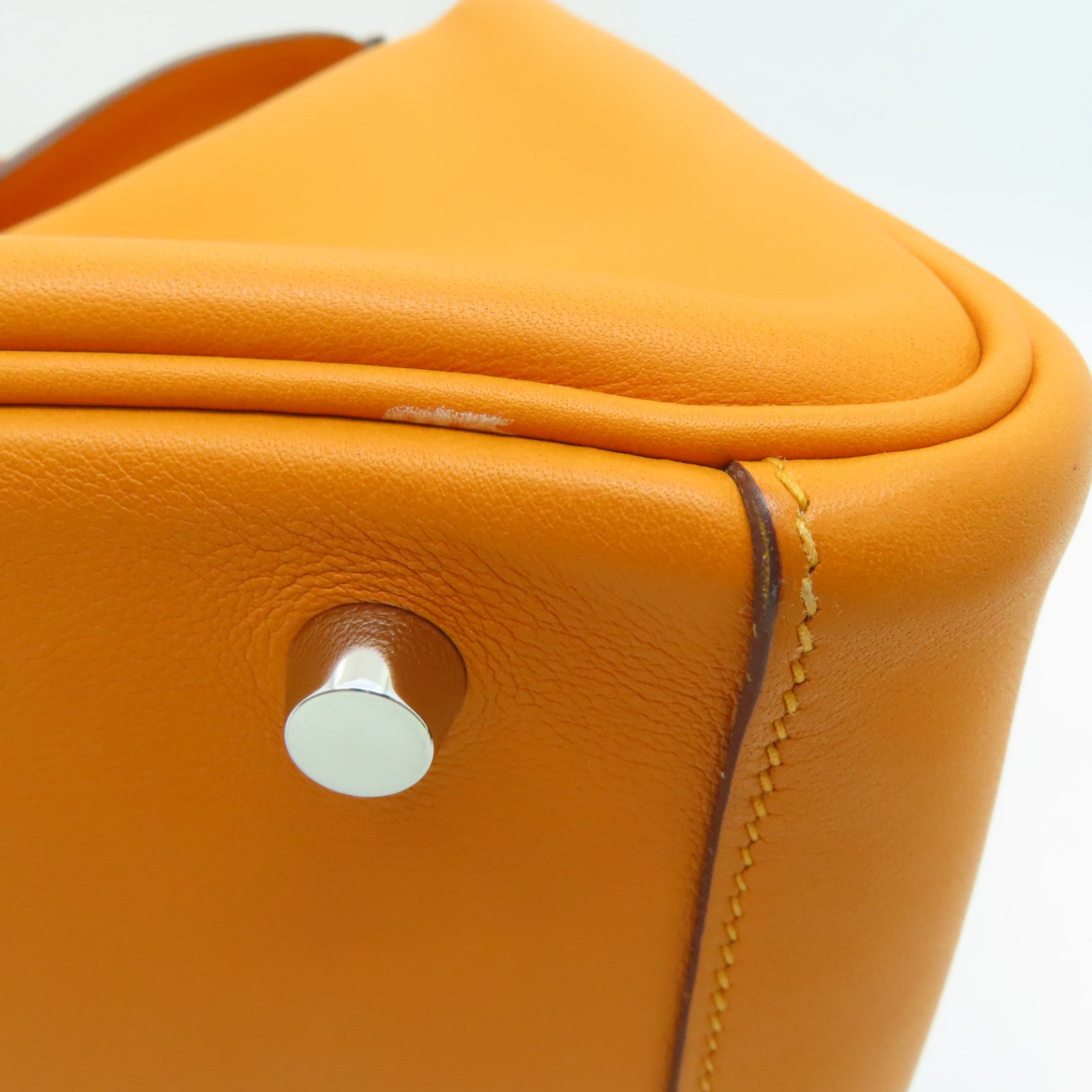 HERMES Swift皮革Lindy 30銀扣肩背袋Abricot橙色