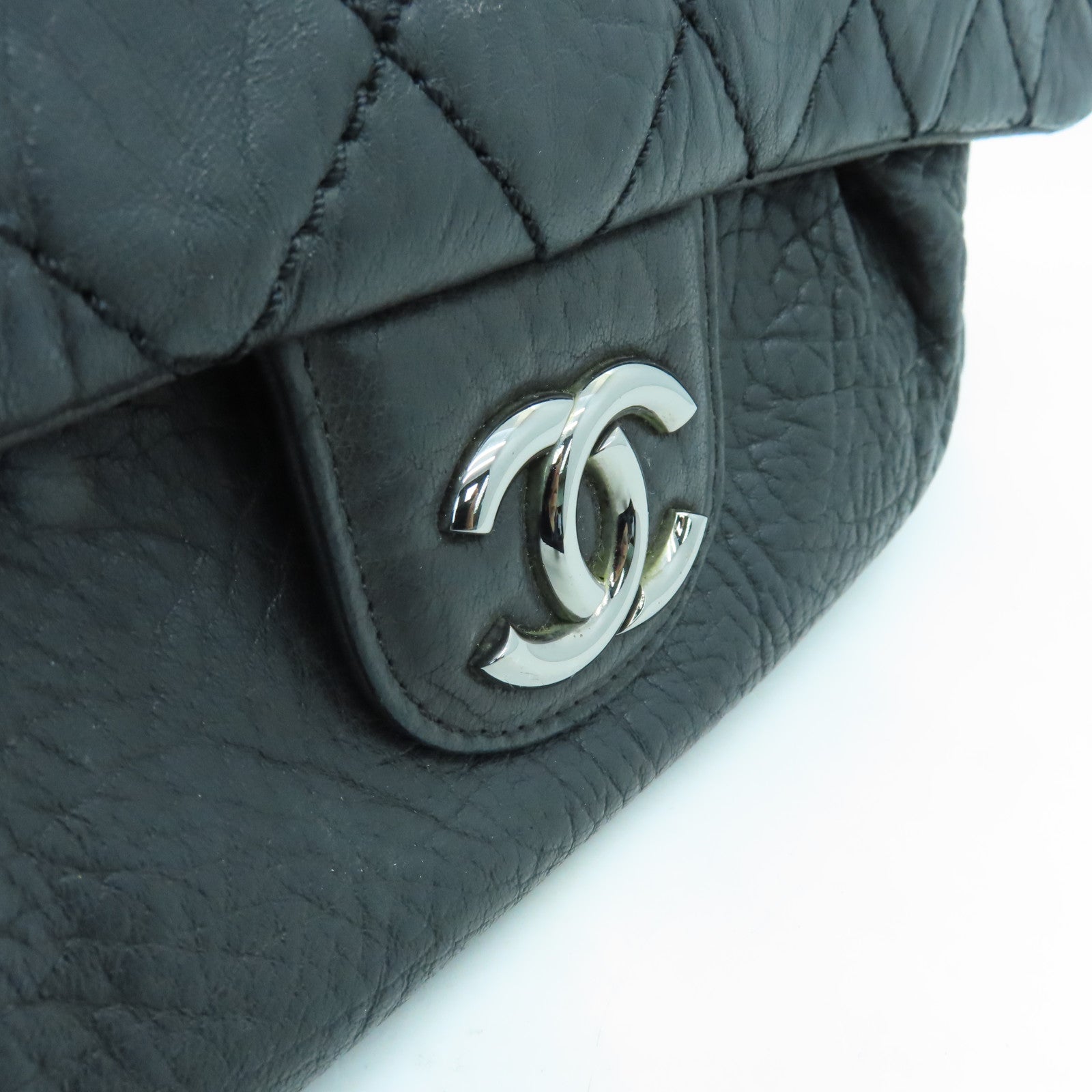 CHANEL 菱格牛皮皮革Shoulder Bag银扣肩背袋黑色