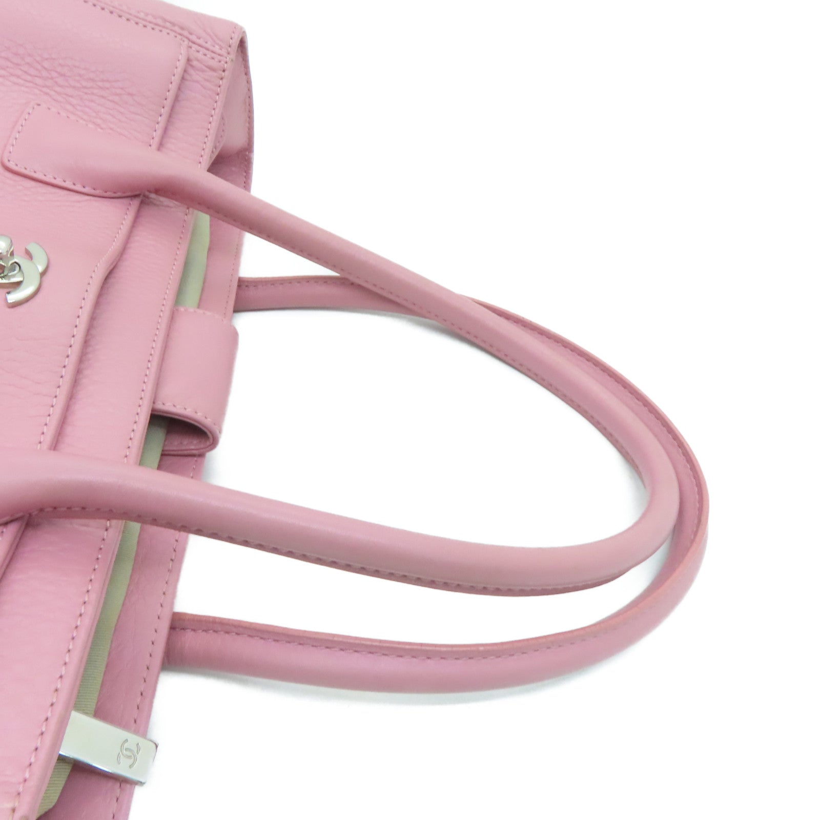CHANEL 【激減優惠】牛皮皮革Shoulder Bag銀扣肩背袋粉紅色