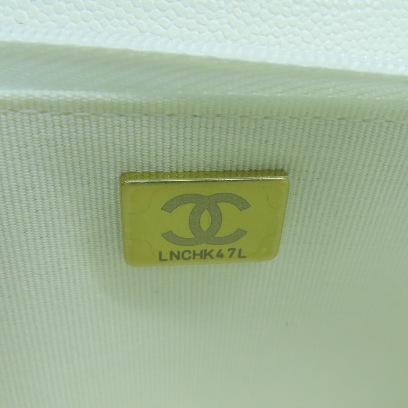 CHANEL 菱格Caviar皮革WOC Wallet On Chain金扣鏈帶肩背袋白色