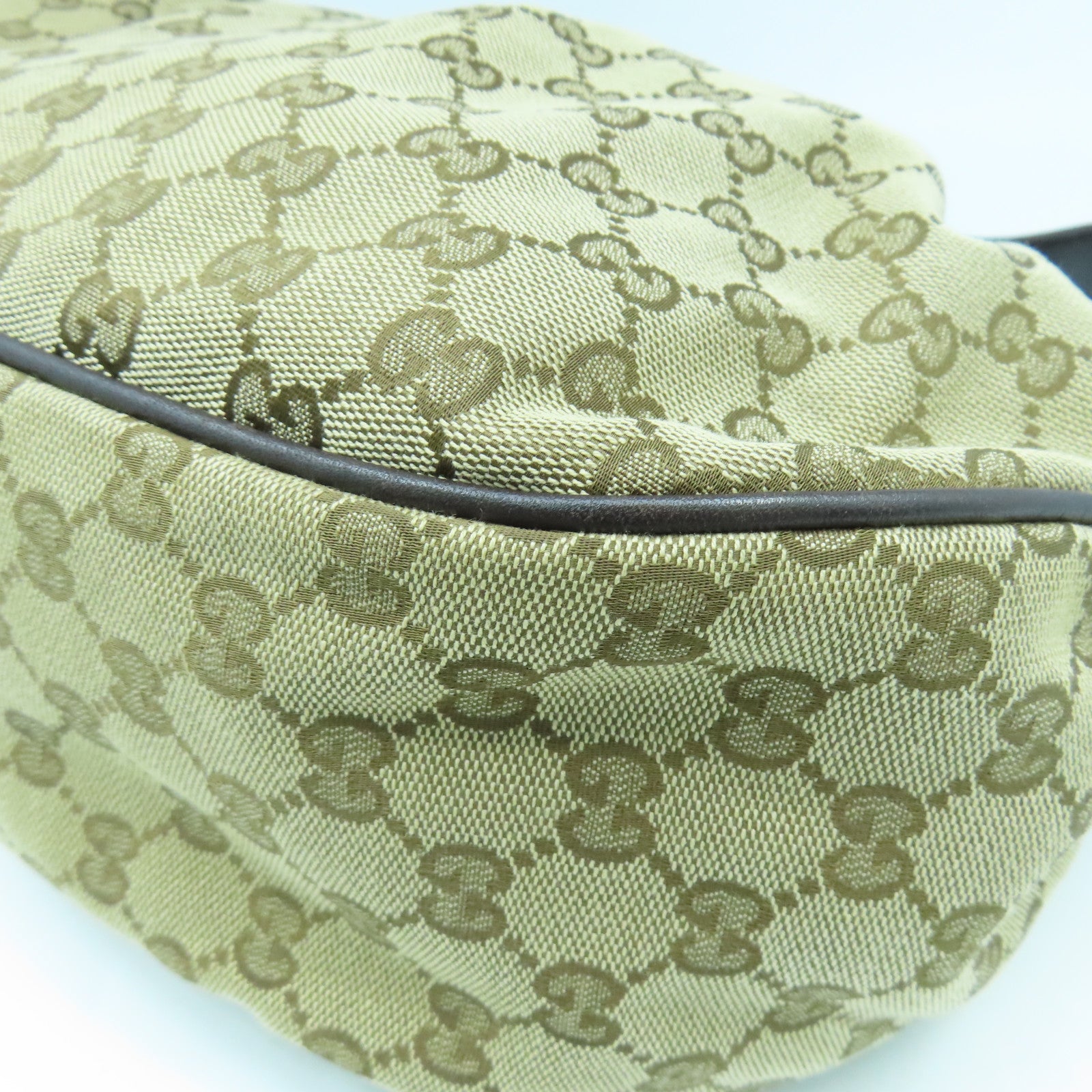 GUCCI 帆布Shoulder Bag金扣肩背袋啡色