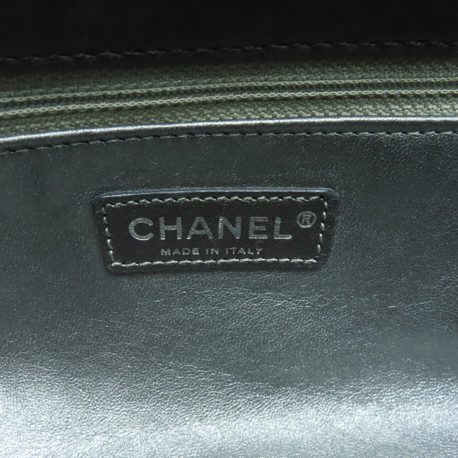CHANEL 菱格牛皮皮革Shoulder Bag银扣肩背袋黑色