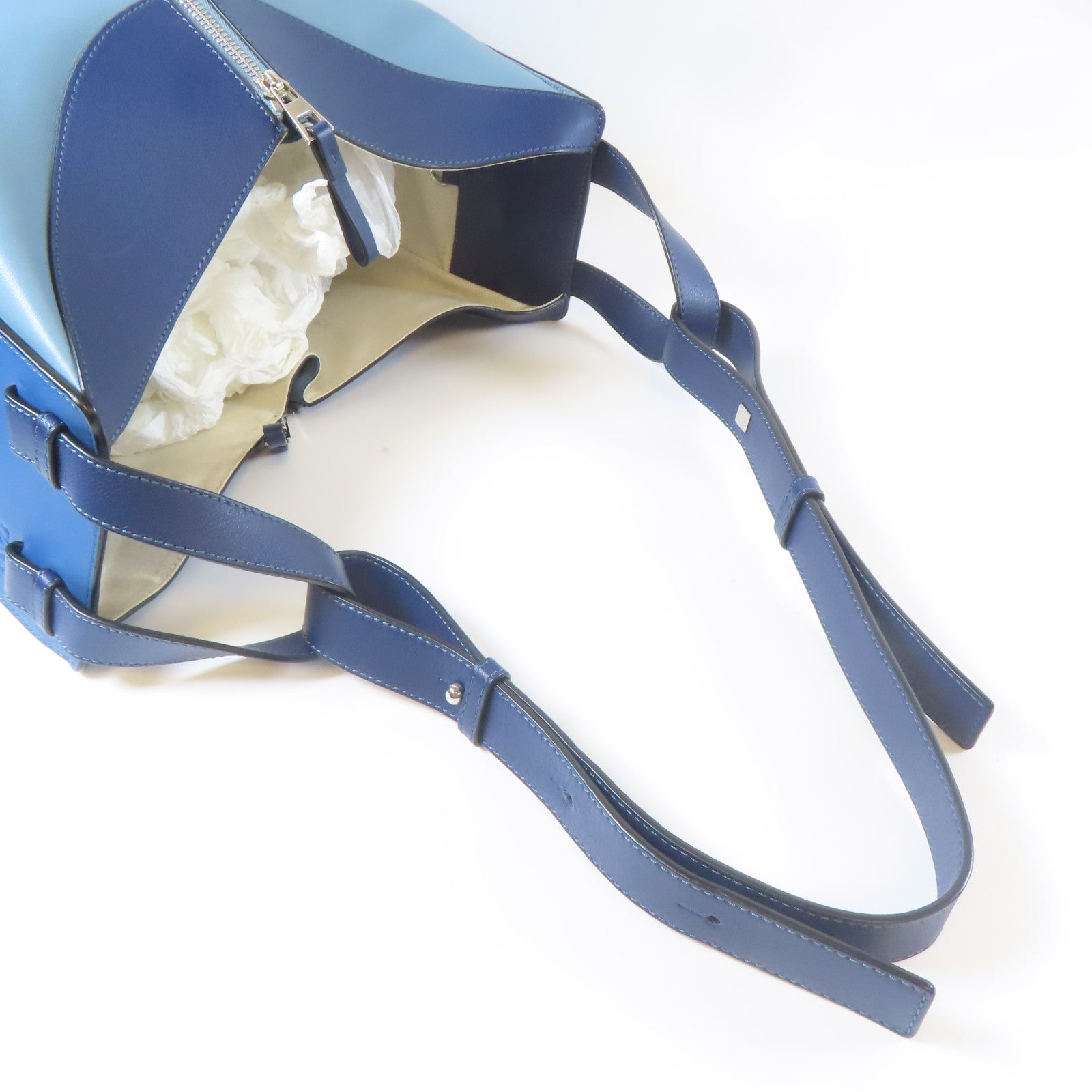 LOEWE 牛皮皮革Hammock銀扣肩背袋藍色