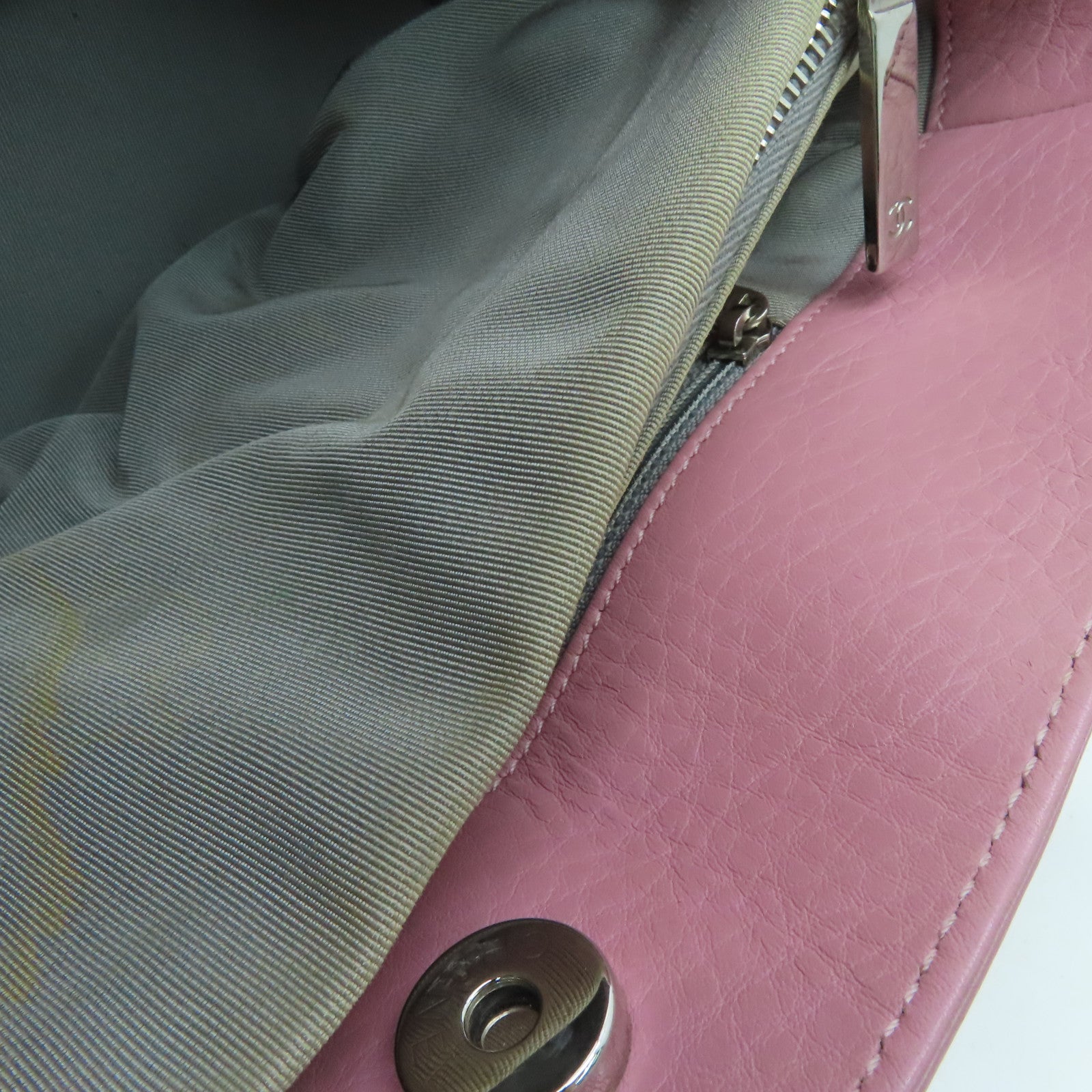 CHANEL 【激減優惠】牛皮皮革Shoulder Bag銀扣肩背袋粉紅色