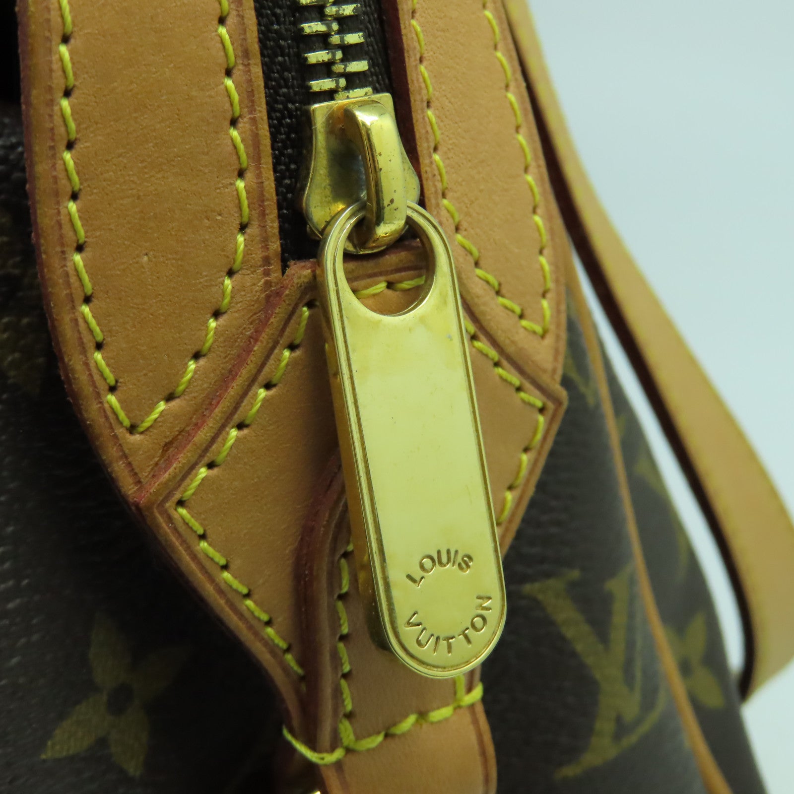 LOUIS VUITTON 【激減優惠】Monogram Stresa PM金扣肩背袋啡色