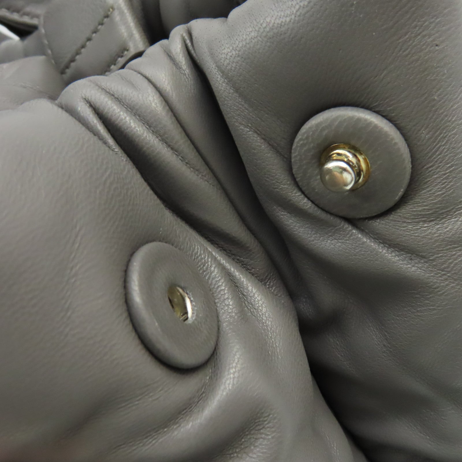 PRADA 羊皮皮革Nappa Bomber 2Way Shoulder Bag手挽肩背兩用袋灰色