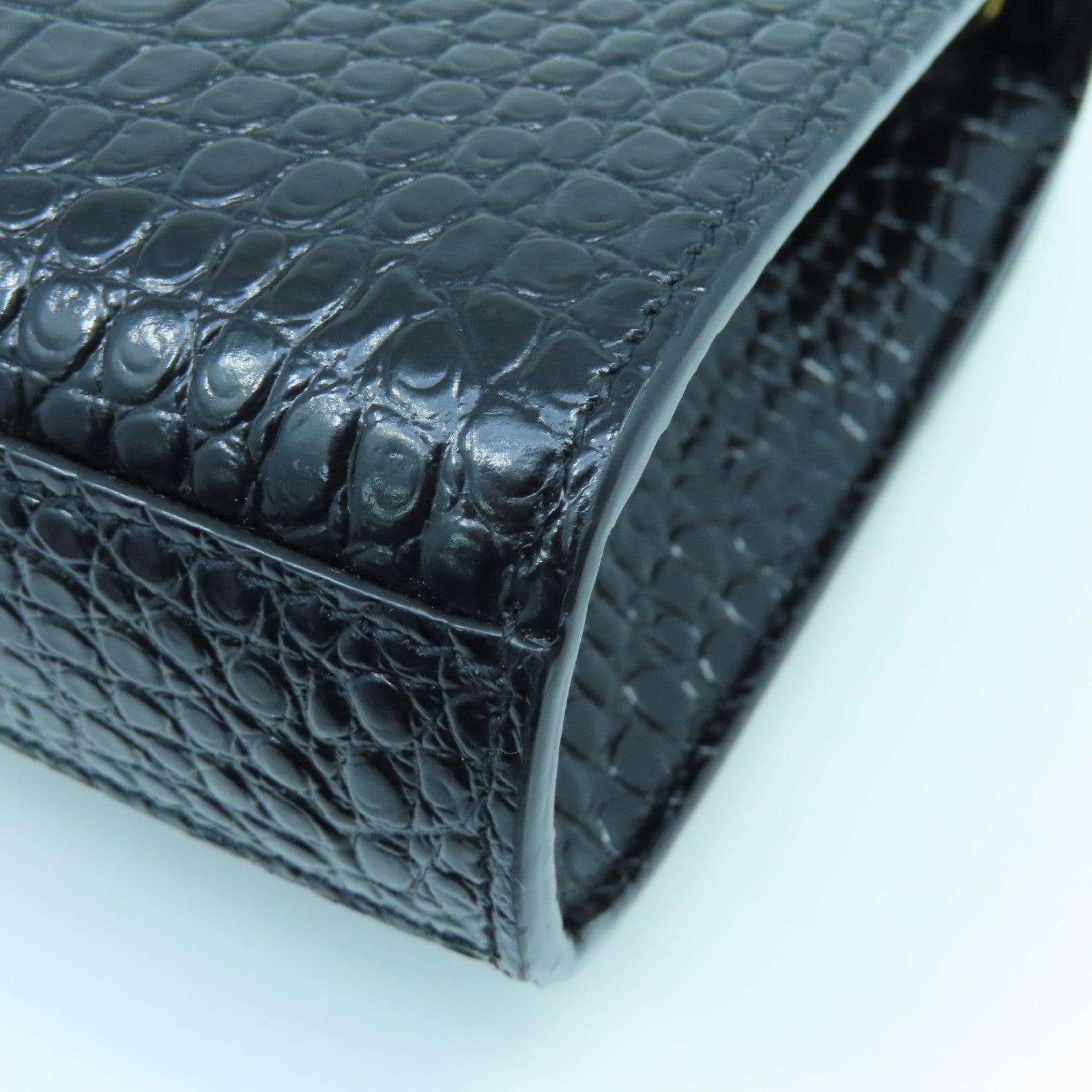 SAINT LAURENT Calf Leather Kate Medium Gold Buckle Chain Shoulder Bag Black