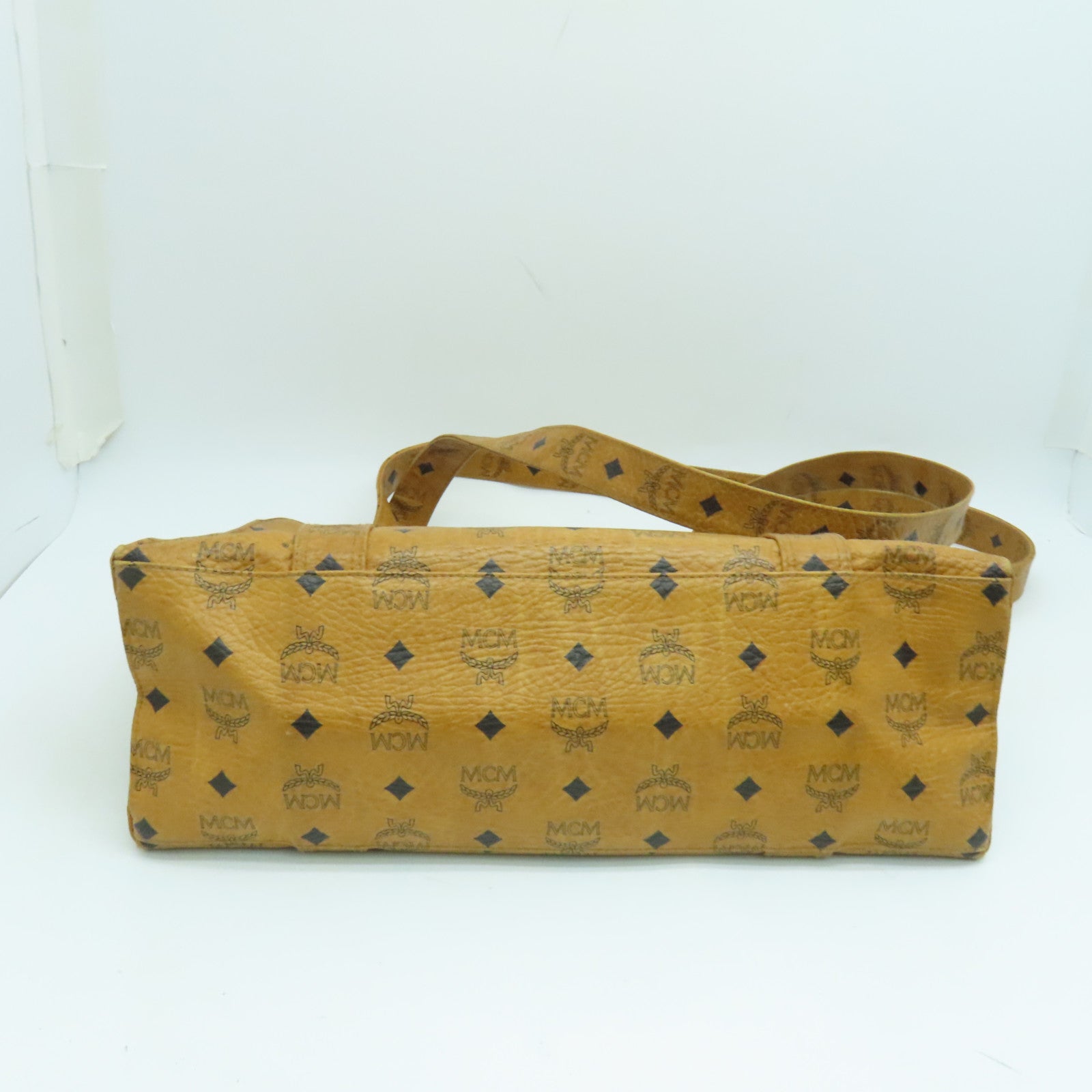 MCM 牛皮皮革Shoulder Bag肩背袋啡色
