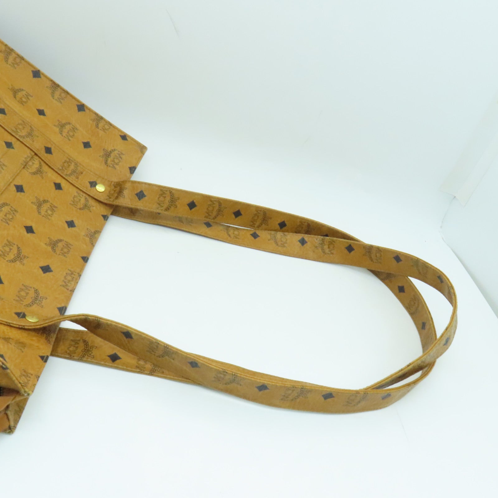 MCM 牛皮皮革Shoulder Bag肩背袋啡色