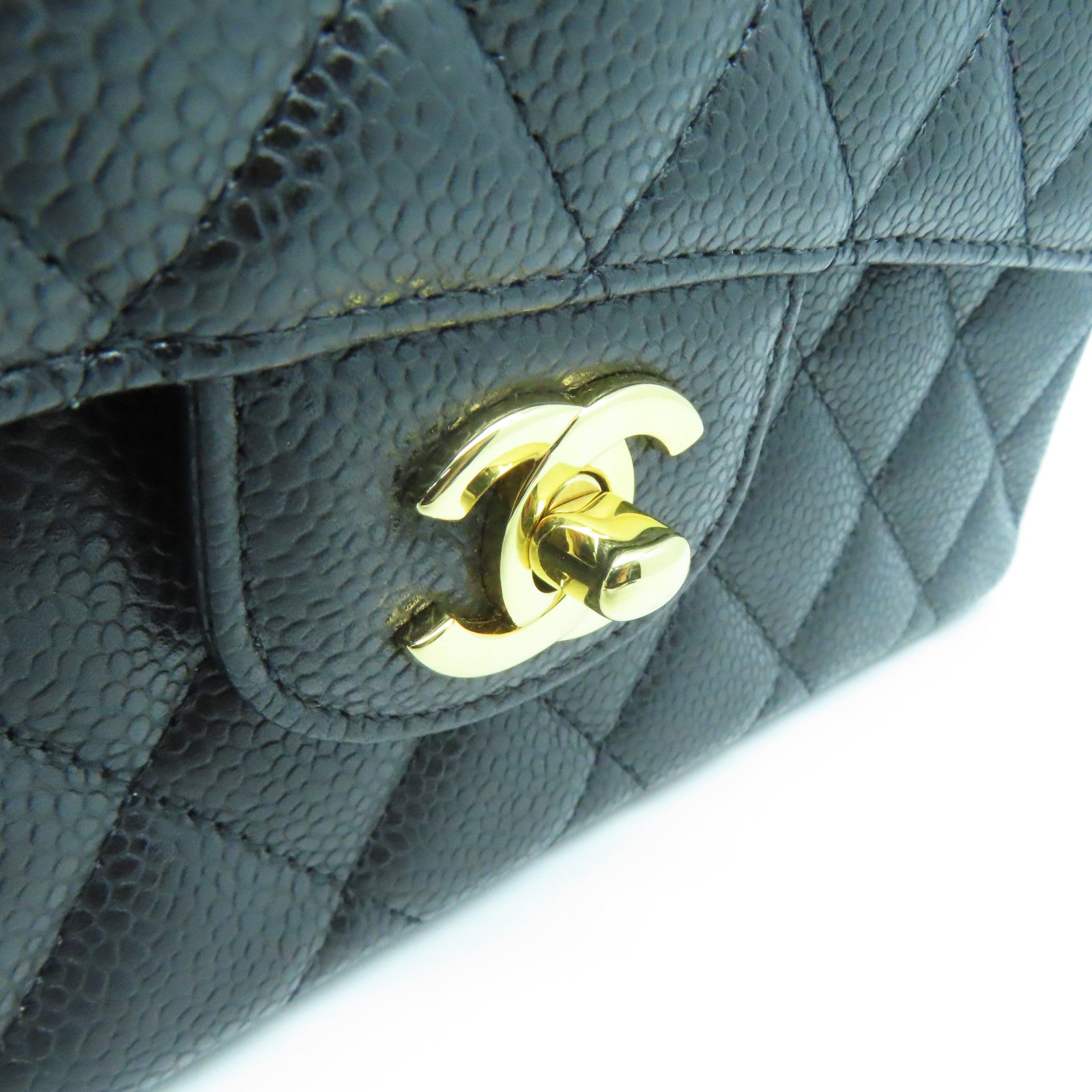 CHANEL 菱格Caviar皮革Classic Bag金扣链带肩背袋黑色