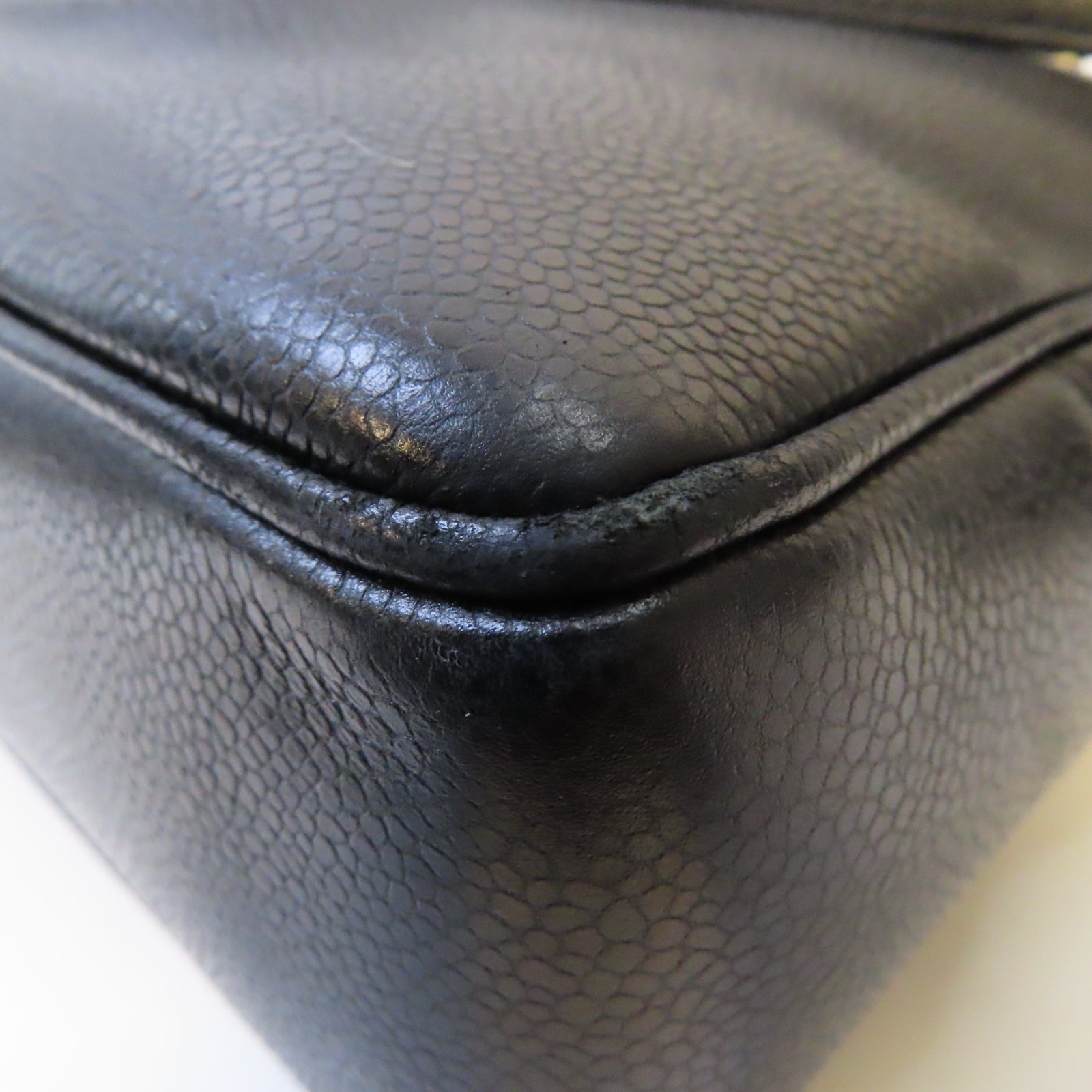 CHANEL 牛皮皮革Vintage Shoulder Bag金扣鏈帶肩背袋黑色