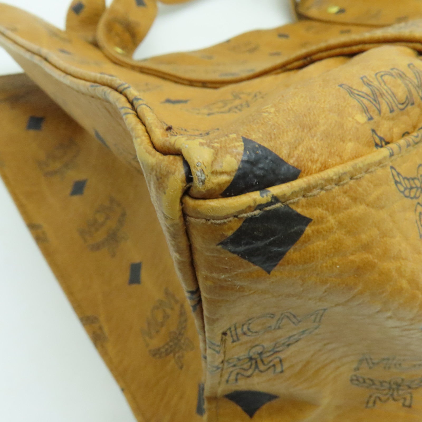 MCM 牛皮皮革Shoulder Bag肩背袋啡色