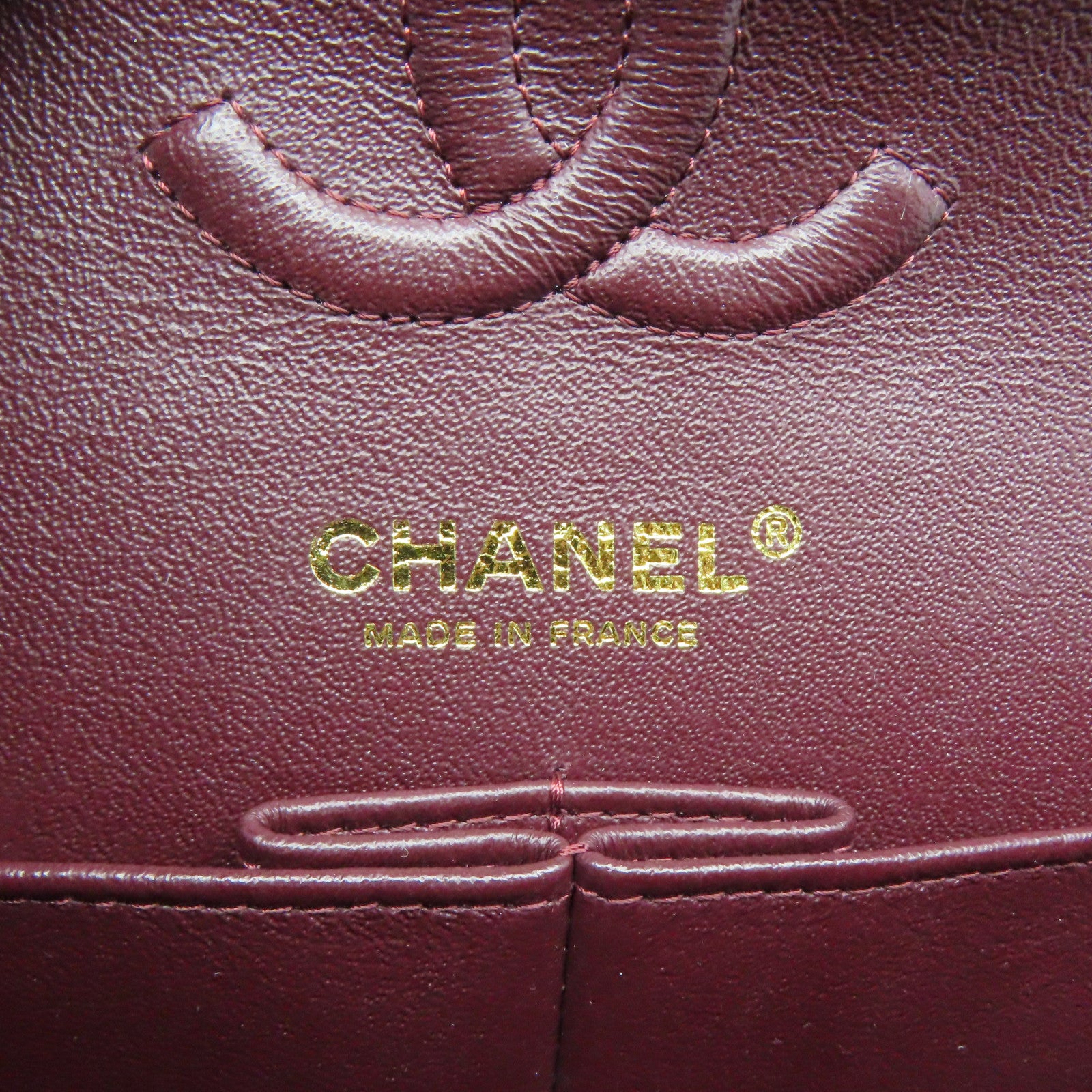 CHANEL 菱格Caviar皮革Classic Bag金扣链带肩背袋黑色