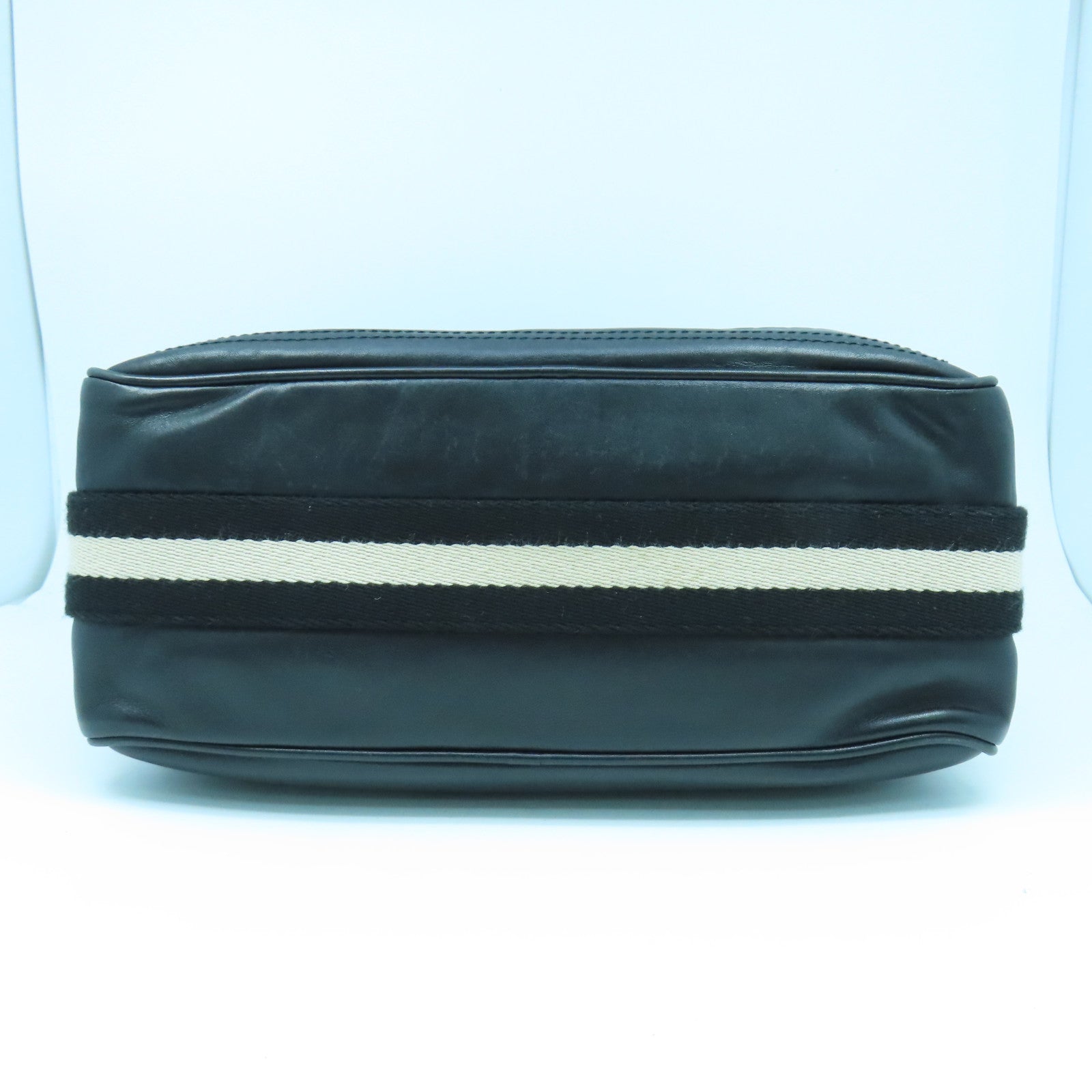 BALLY 牛皮皮革Messenger Bag銀扣肩背袋黑色