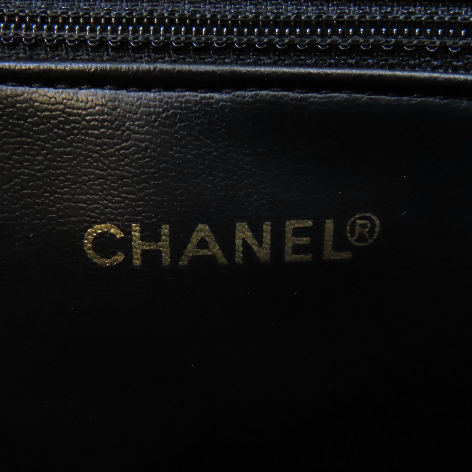 CHANEL 牛皮皮革Vintage Shoulder Bag金扣鏈帶肩背袋黑色