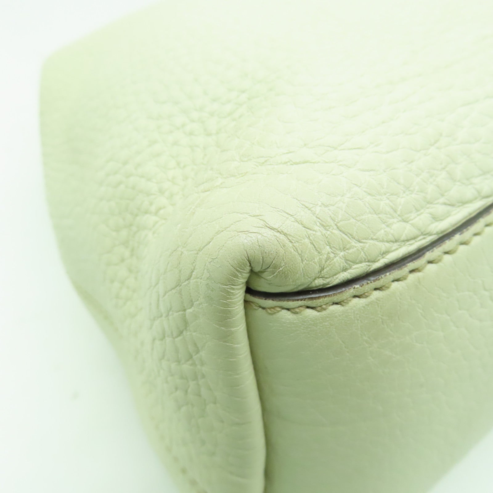GUCCI 【激減優惠】牛皮皮革Soho Chain Shoulder Bag金扣鏈帶肩背袋白色