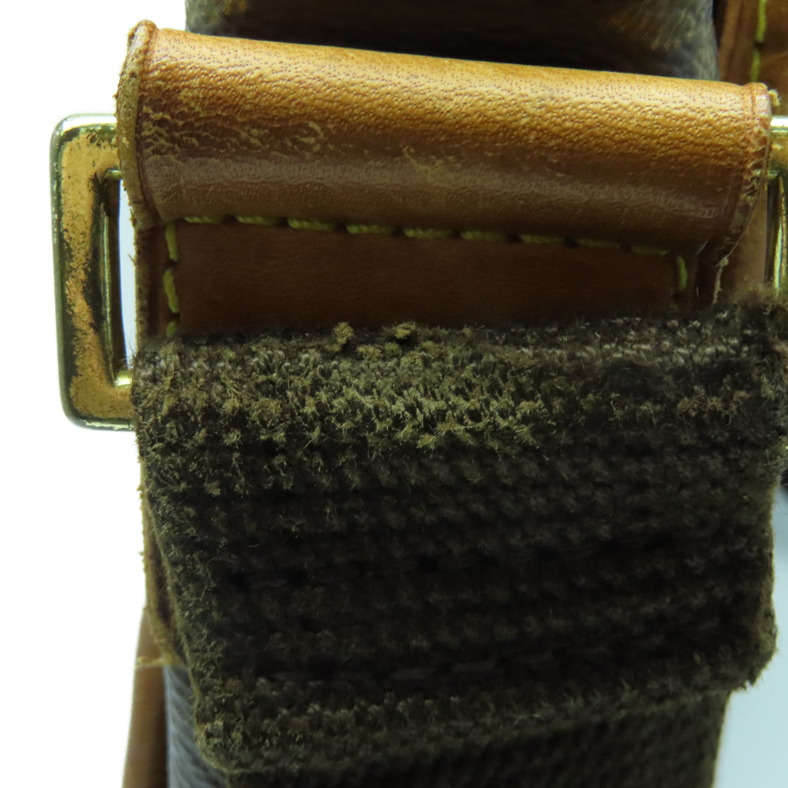 LOUIS VUITTON Monogram Bosphore GM Gold Buckle Shoulder Bag Brown