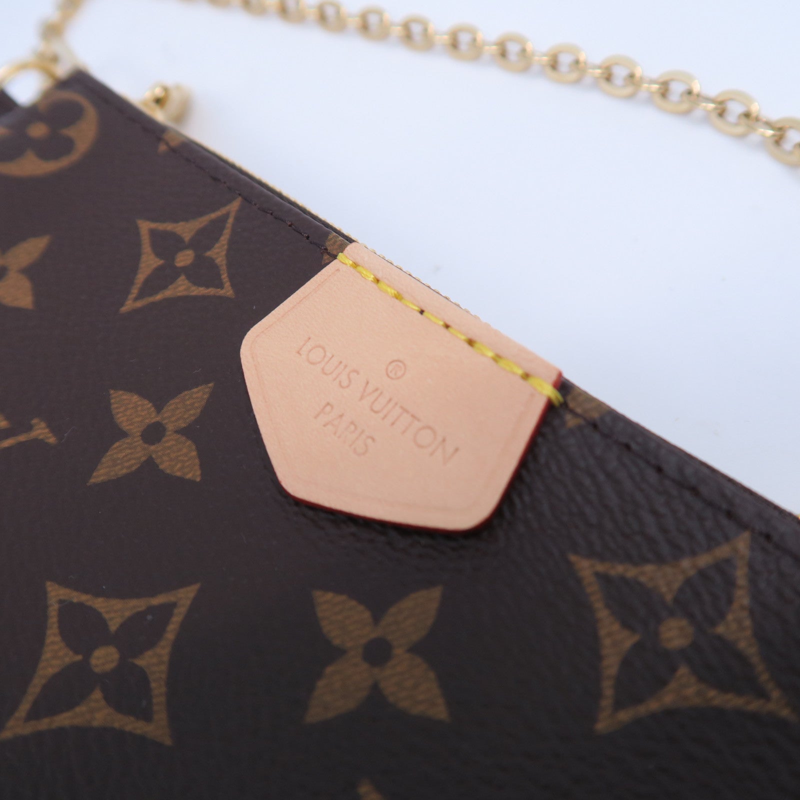 LOUIS VUITTON Monogram Pochette Accessoires金扣手挽肩背兩用袋啡色/粉紅色