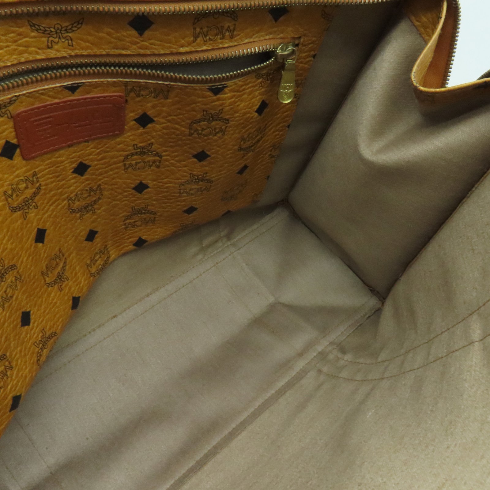 MCM 牛皮皮革Shoulder Bag肩背袋啡色