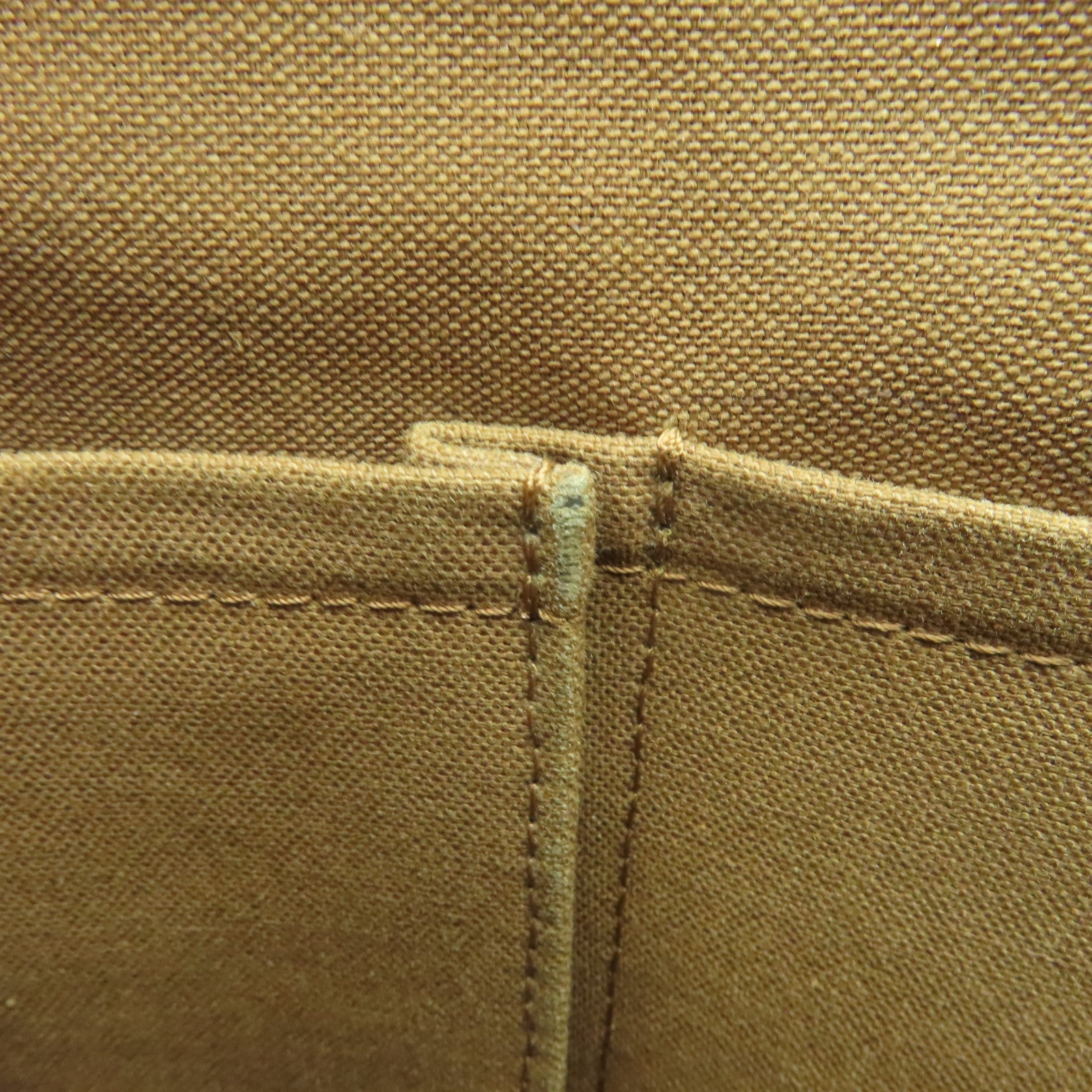 LOUIS VUITTON Monogram Bosphore GM Gold Buckle Shoulder Bag Brown