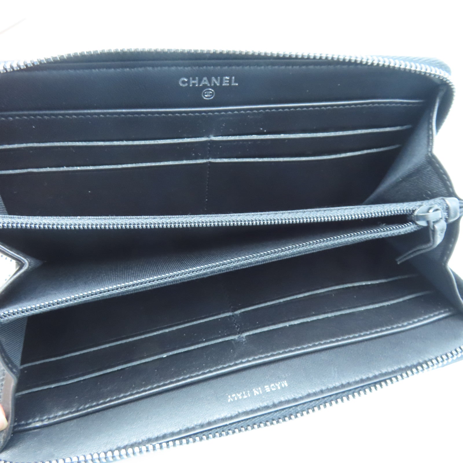 CHANEL twill cowhide leather Zipper Wallet long wallet black