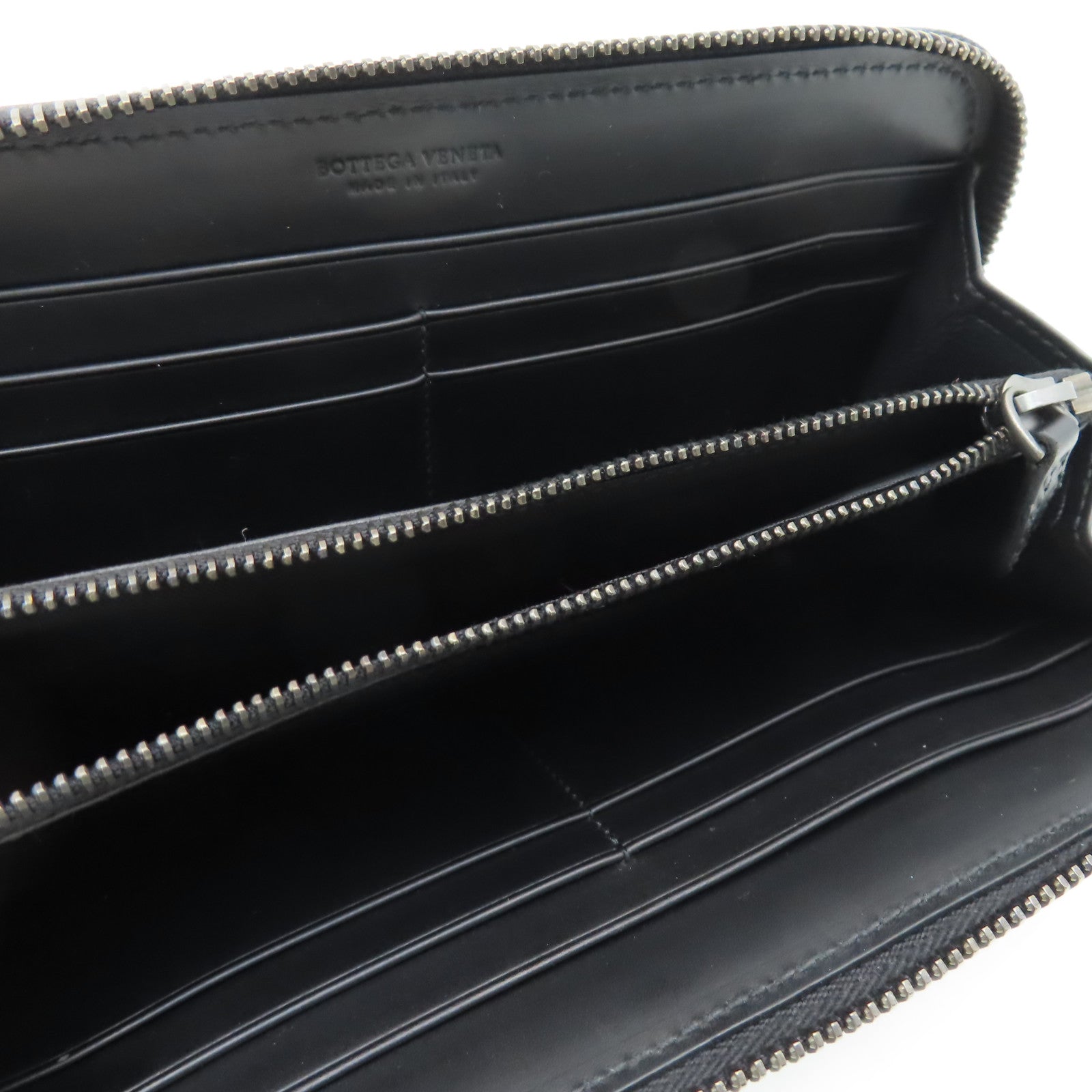 BOTTEGA VENETA 牛皮皮革Long Wallet黑扣長錢包黑色