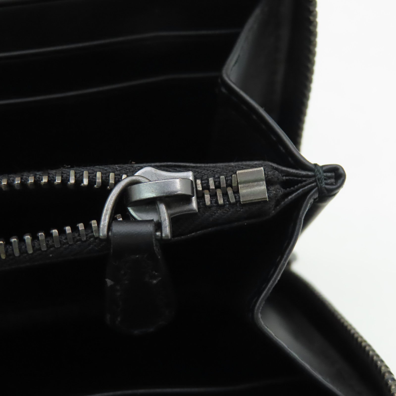 BOTTEGA VENETA 牛皮皮革Long Wallet黑扣長錢包黑色