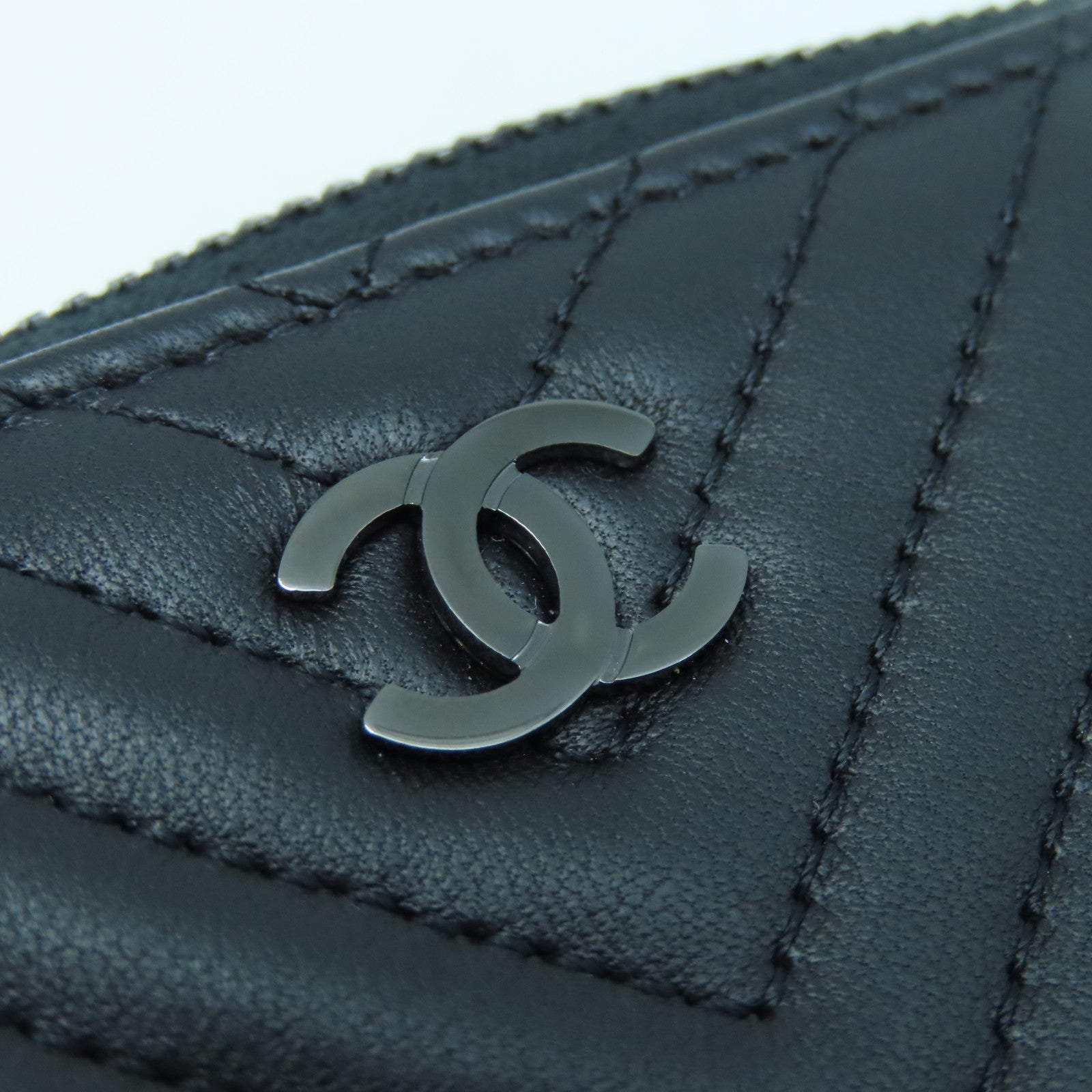 CHANEL twill cowhide leather Zipper Wallet long wallet black