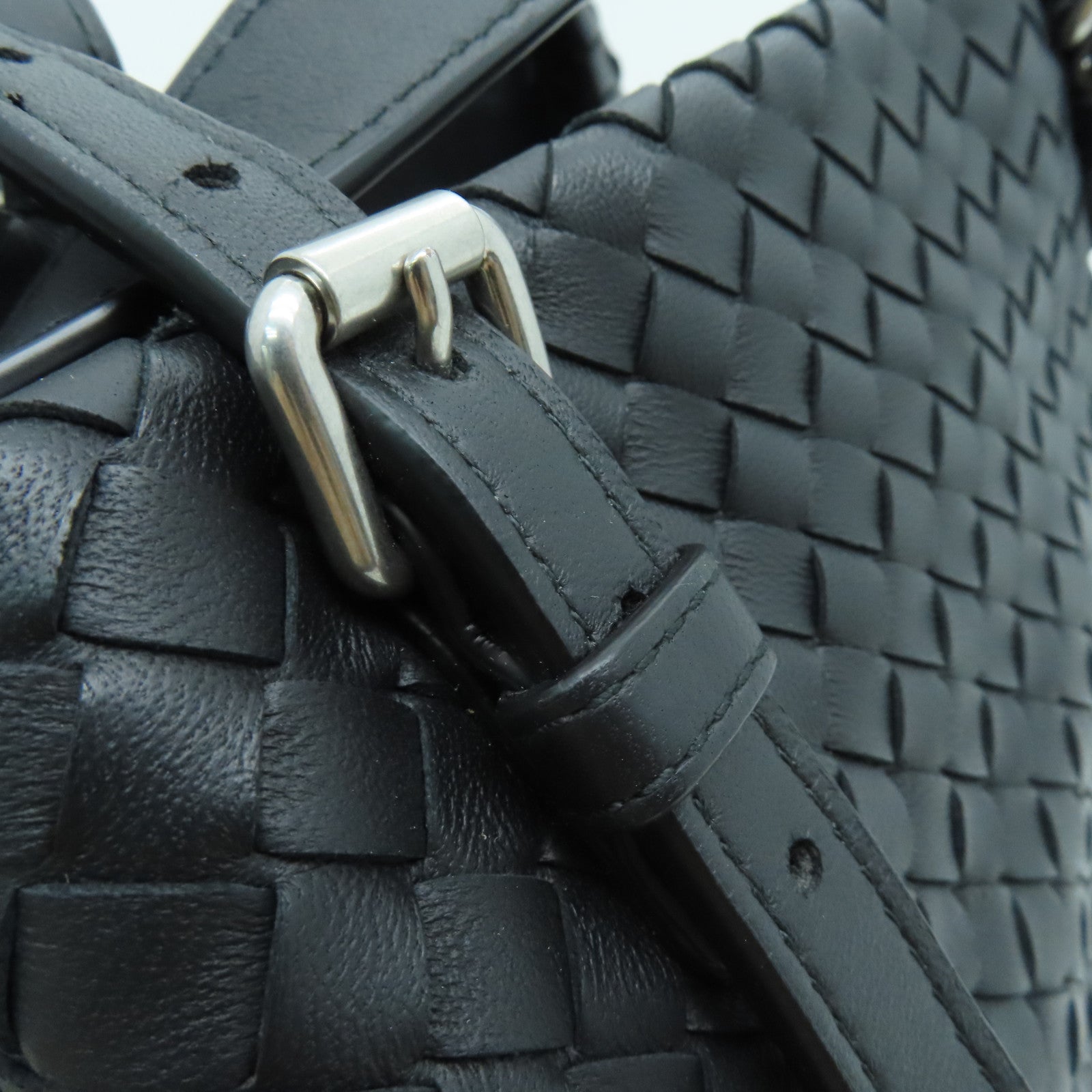 BOTTEGA VENETA 織紋皮革Tote Bag銀扣手挽袋黑色