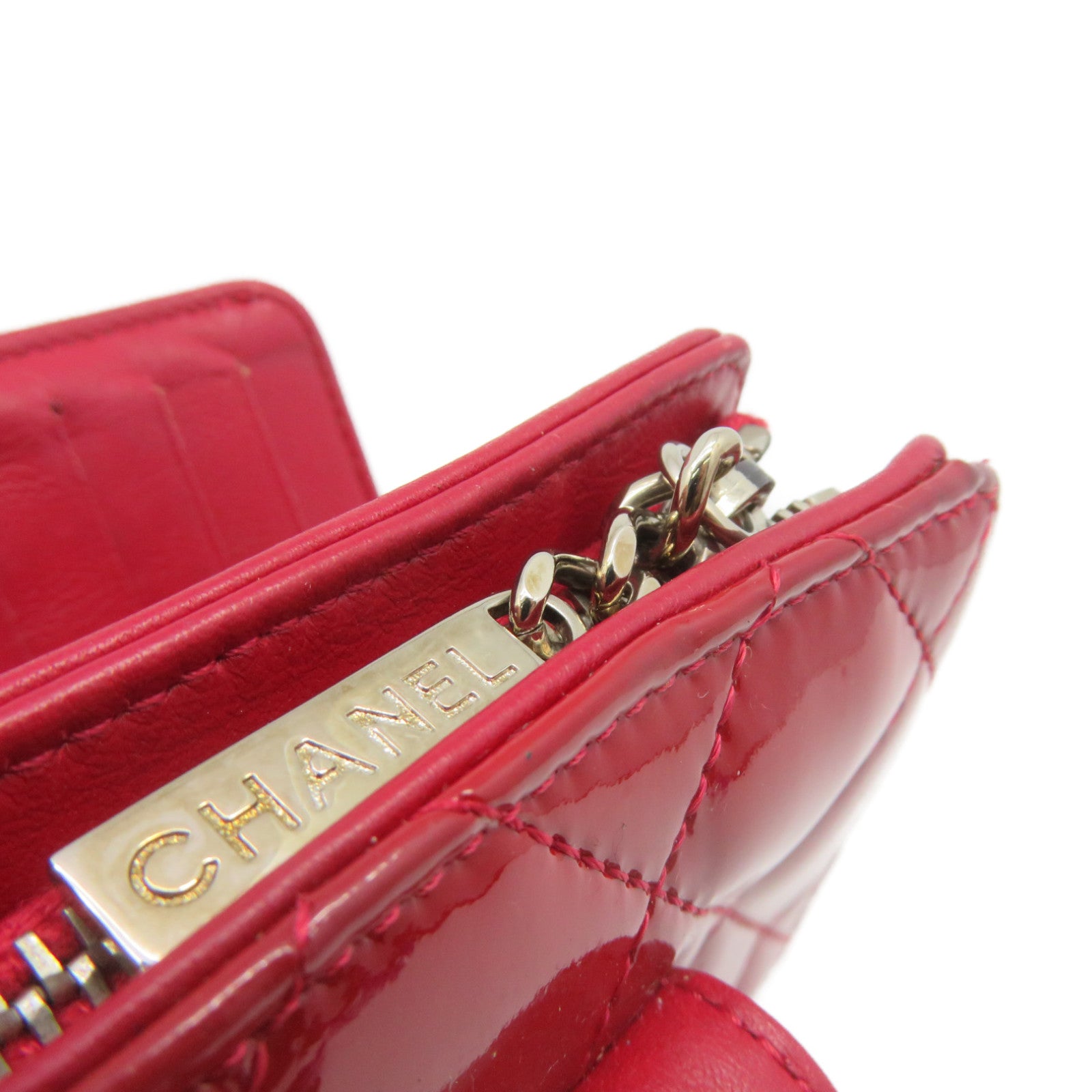 CHANEL 菱格漆皮皮革Short Wallet银扣短钱包红色