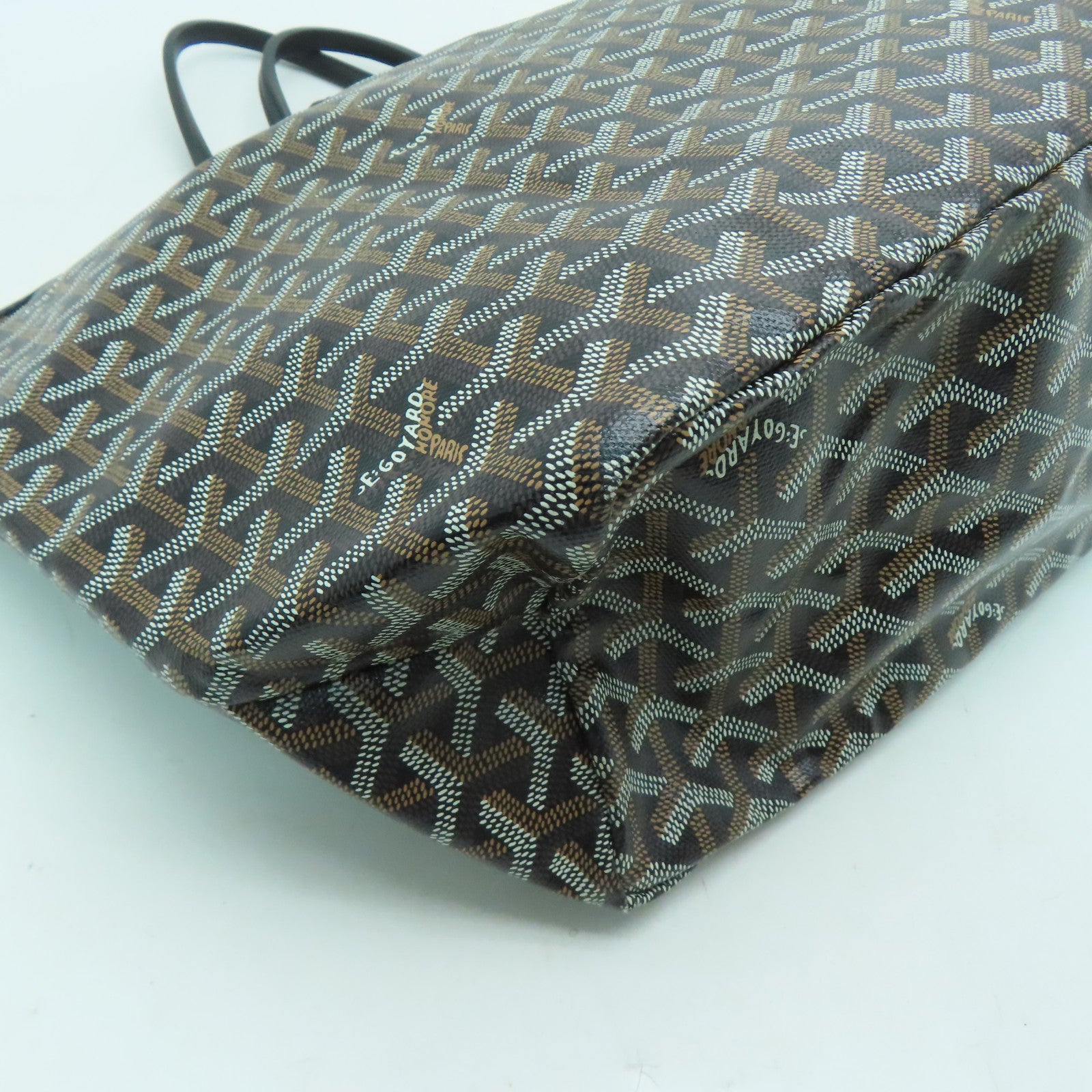 GOYARD 塗層帆布Saint Louis PM銀扣手挽袋黑色