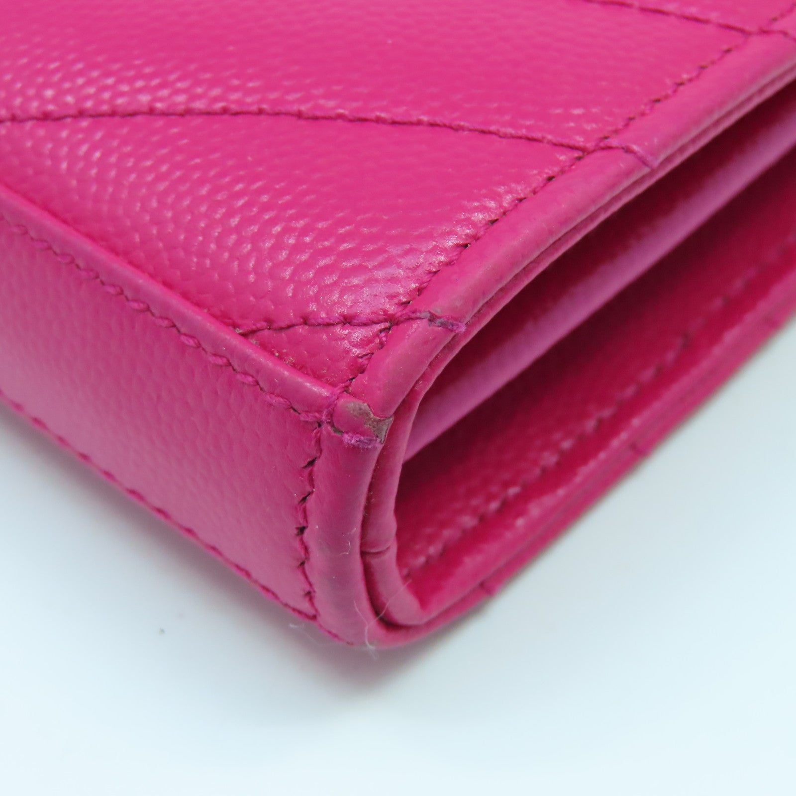 SAINT LAURENT Chain Wallet Gold Buckle Chain Shoulder Bag in Caviar Leather Pink