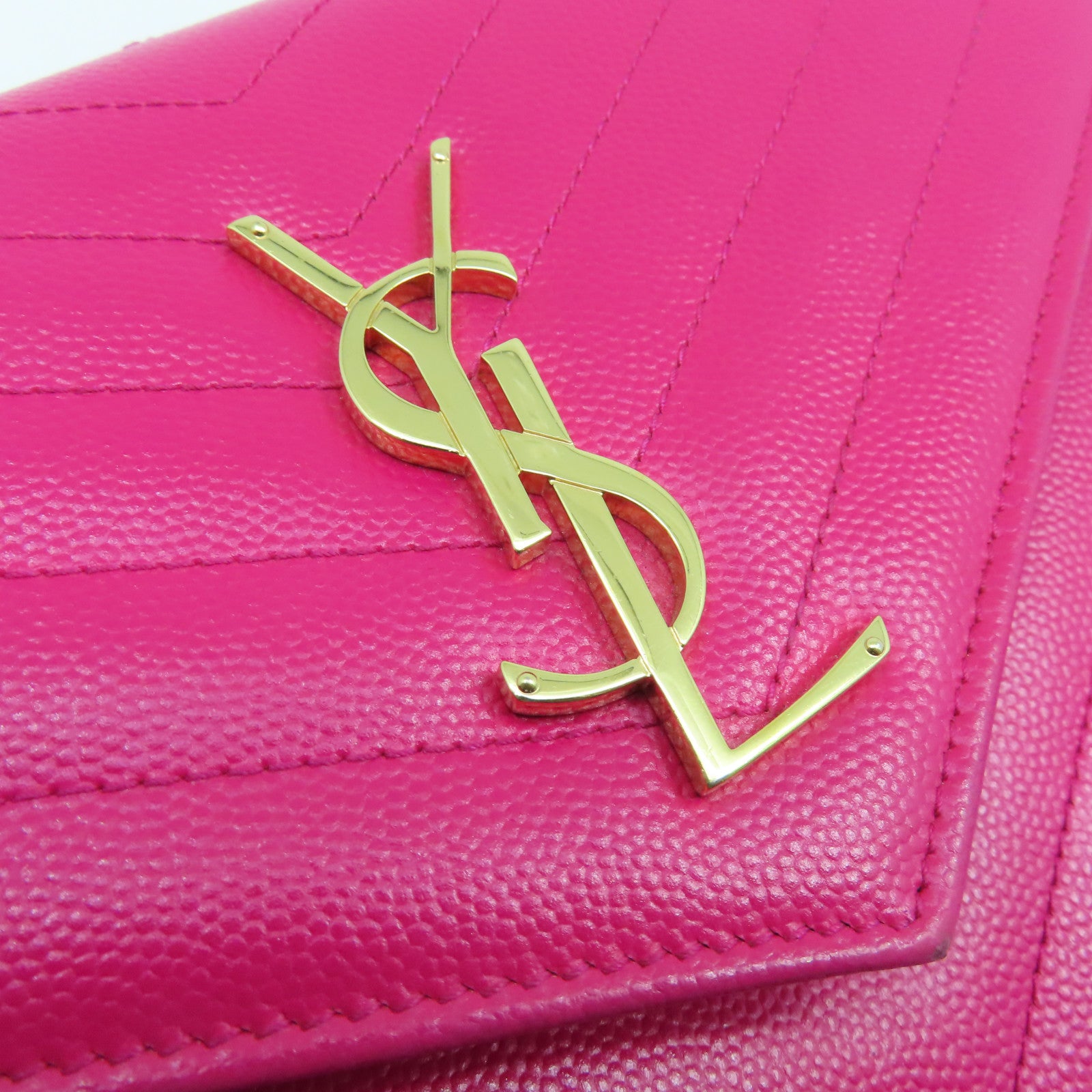 SAINT LAURENT Chain Wallet Gold Buckle Chain Shoulder Bag in Caviar Leather Pink