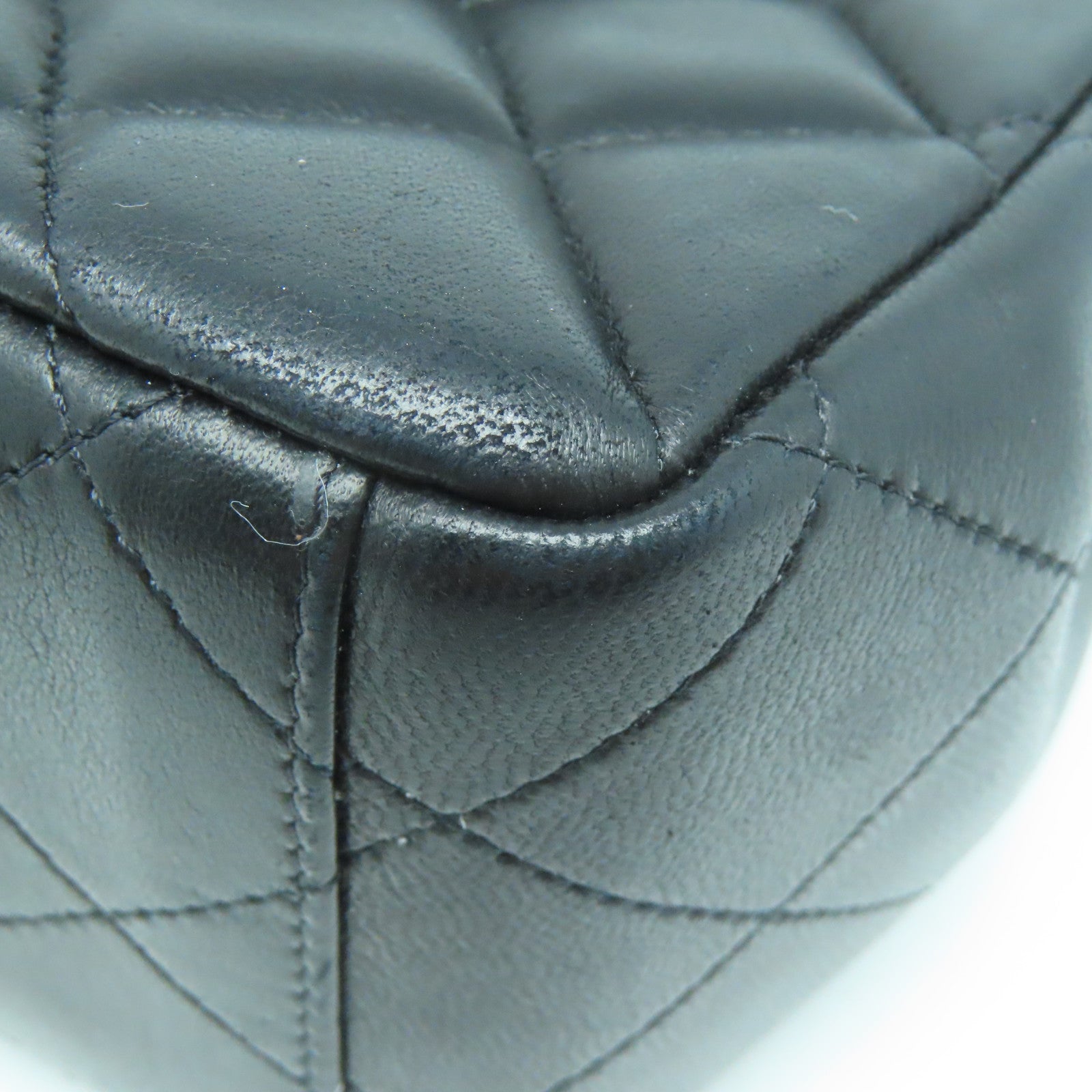 CHANEL 菱格牛皮皮革Chain Shoulder Bag银扣链带肩背袋黑色
