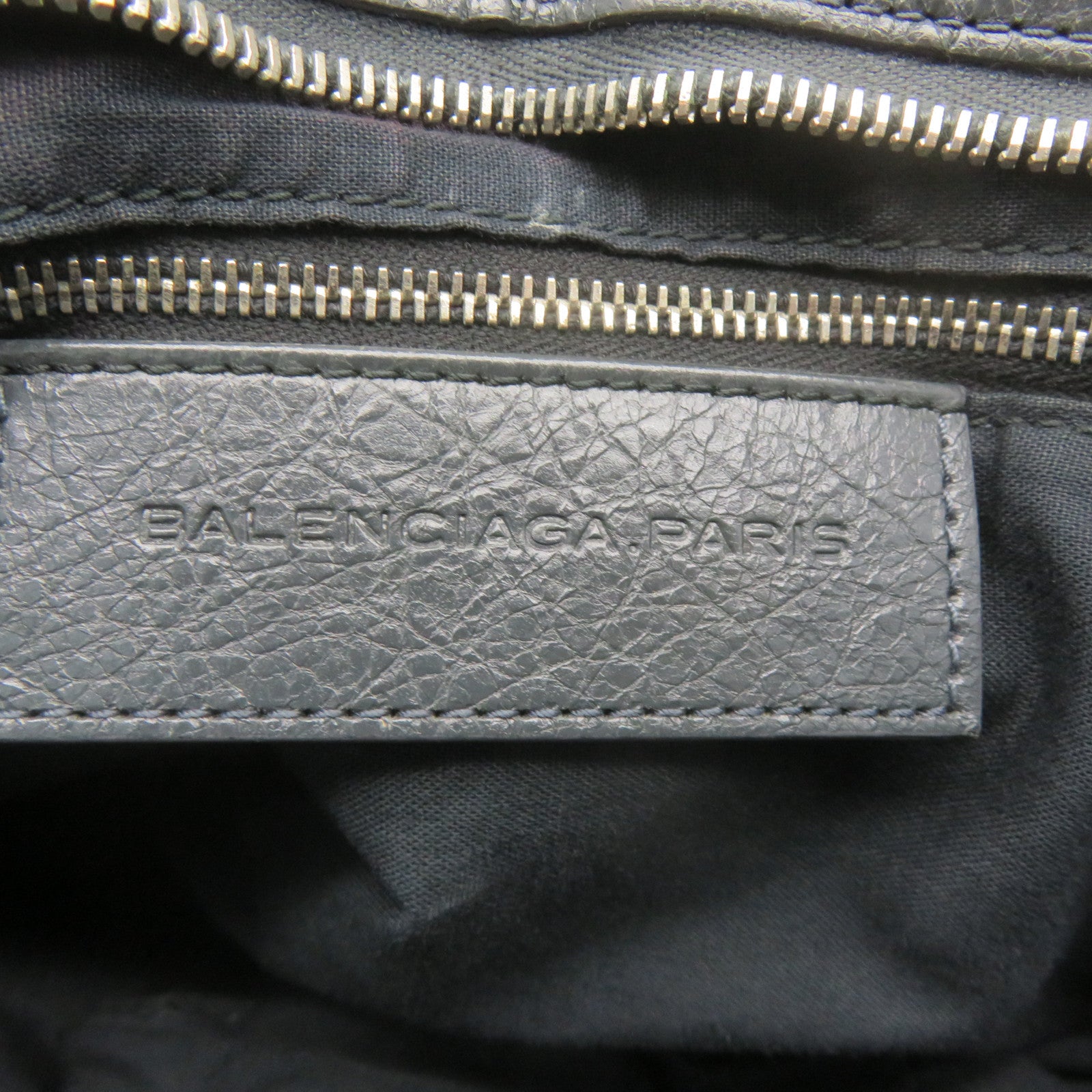 BALENCIAGA 【激减优惠】牛皮皮革Shoulder Bag银扣肩背袋灰色